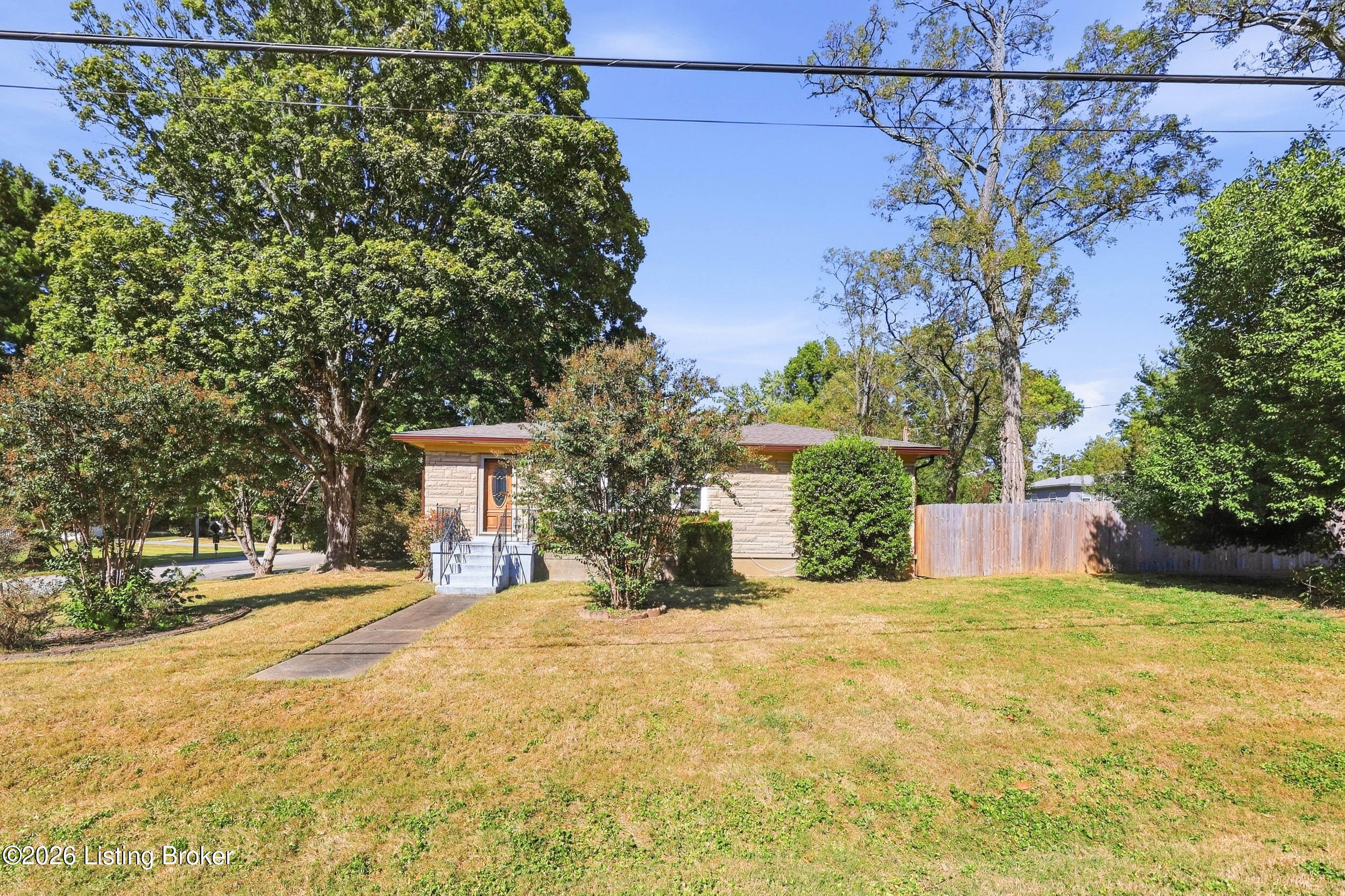3129 Hewitt Ave Property Photo 44