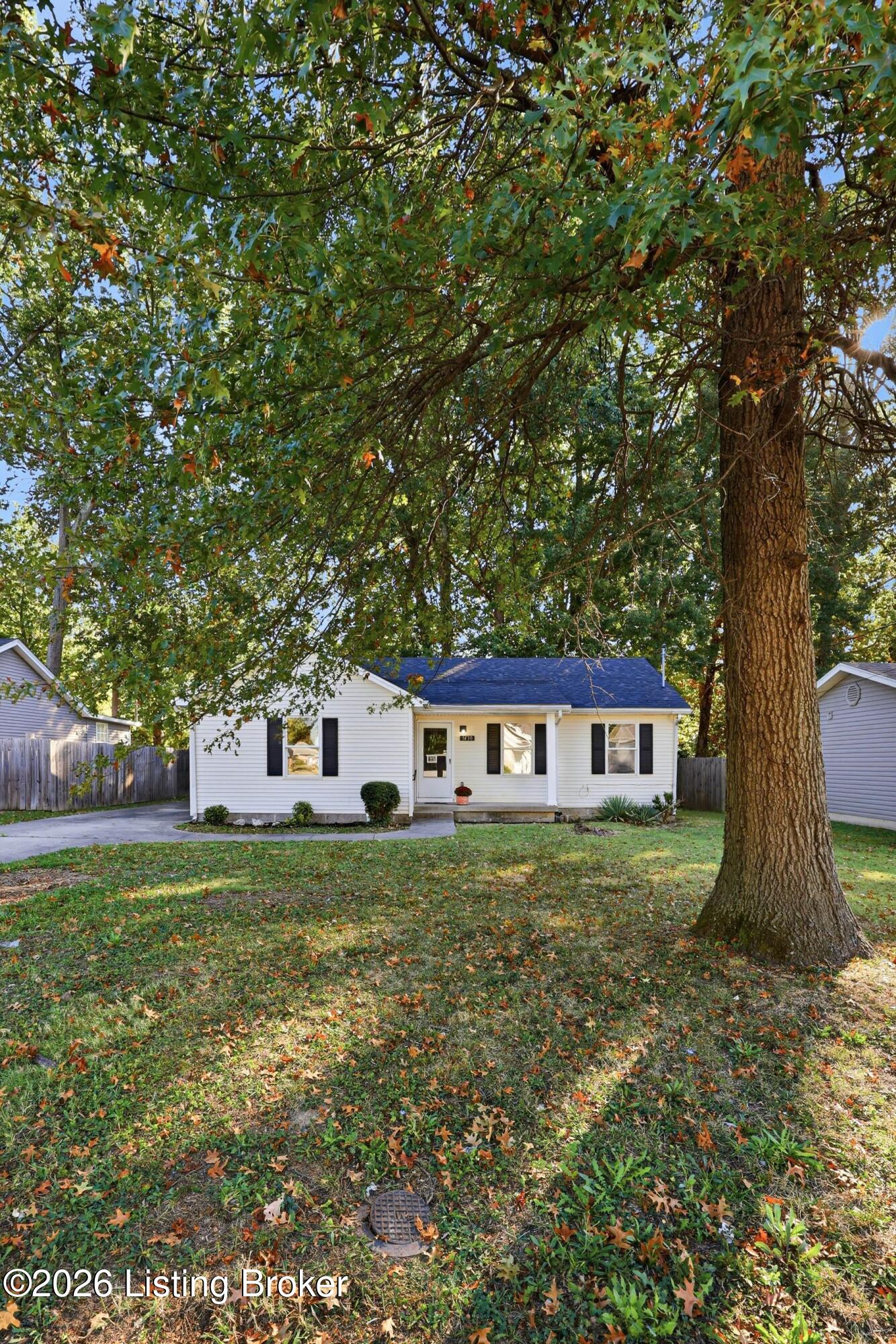 1430 Forest Dr Property Photo 11
