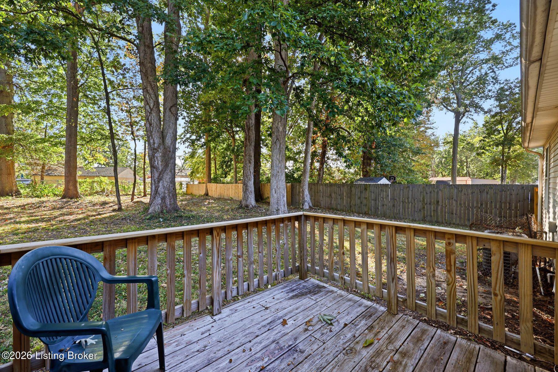 1430 Forest Dr Property Photo 42