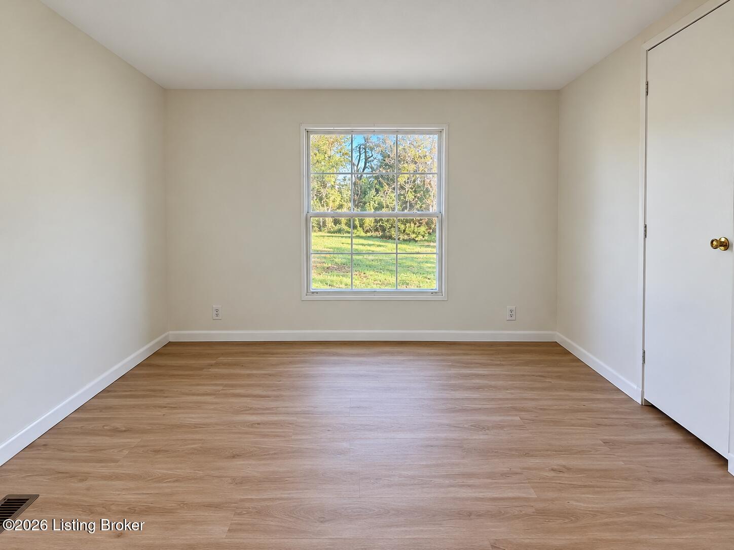 2209 Pfister Rd Property Photo 6