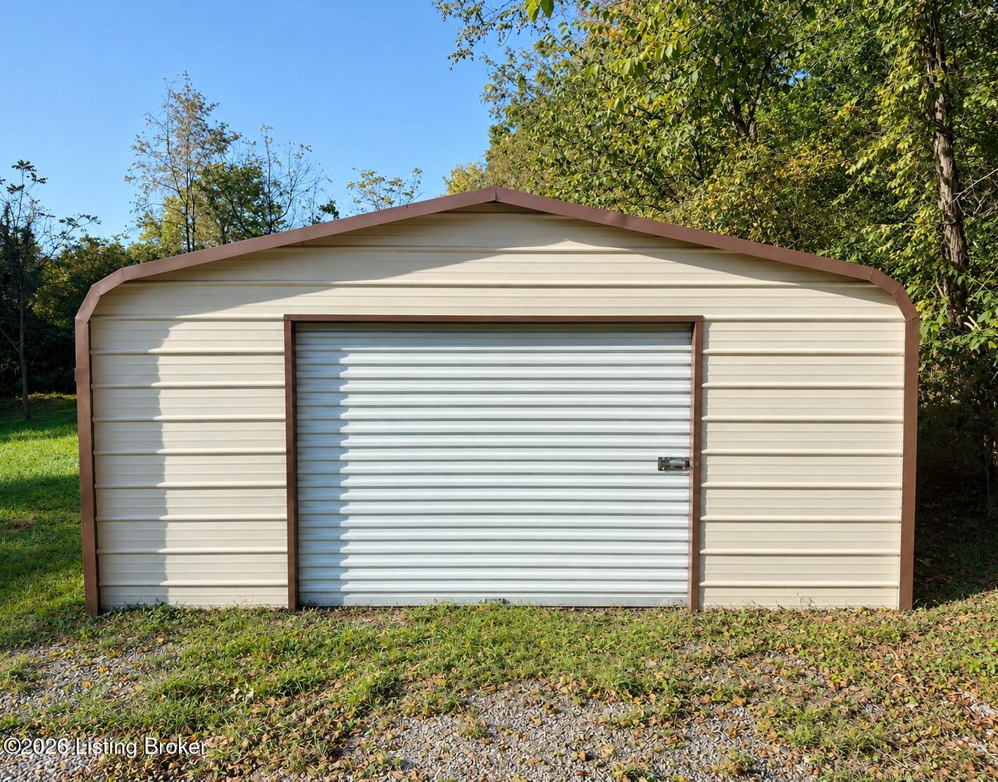 2209 Pfister Rd Property Photo 10