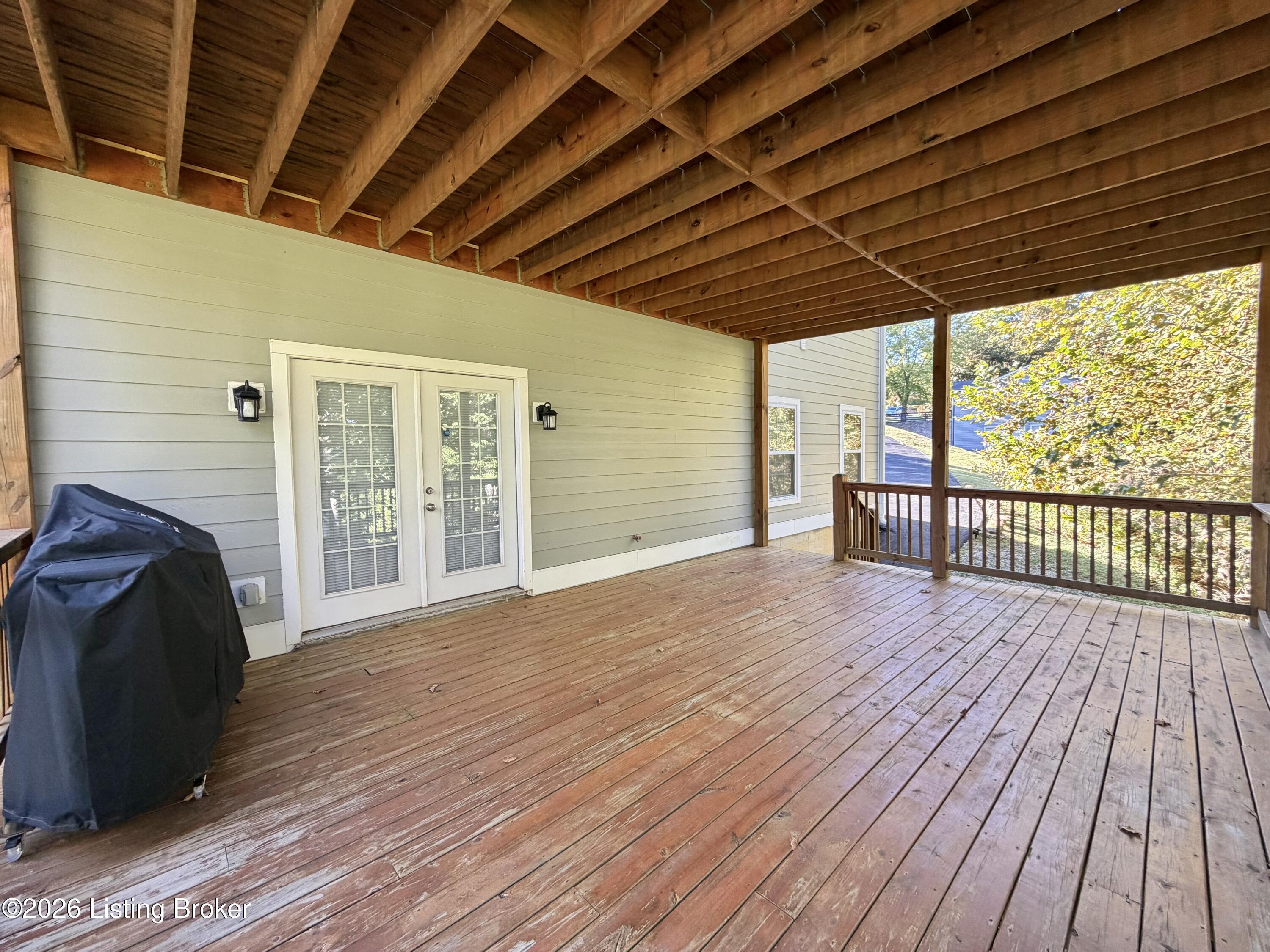 2718 Windsor Forest Dr Property Photo 19