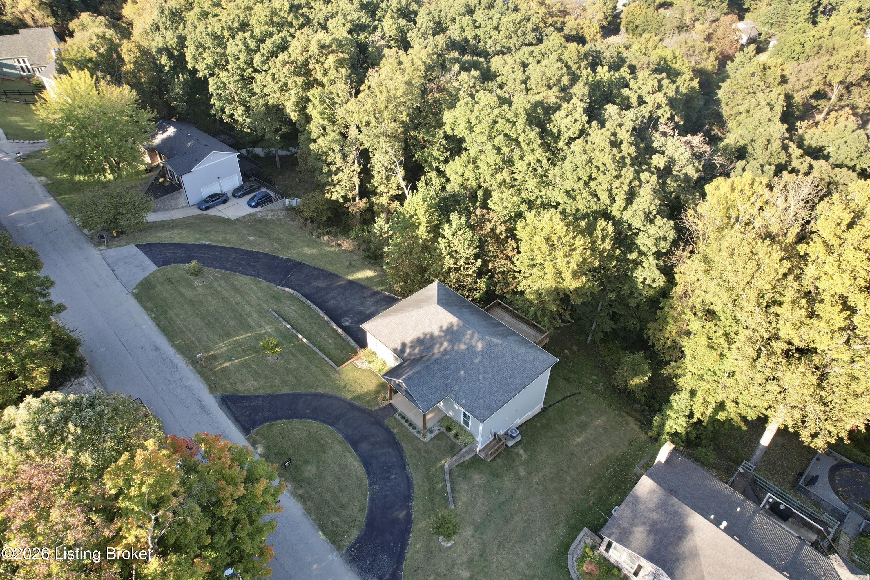 2718 Windsor Forest Dr Property Photo 20