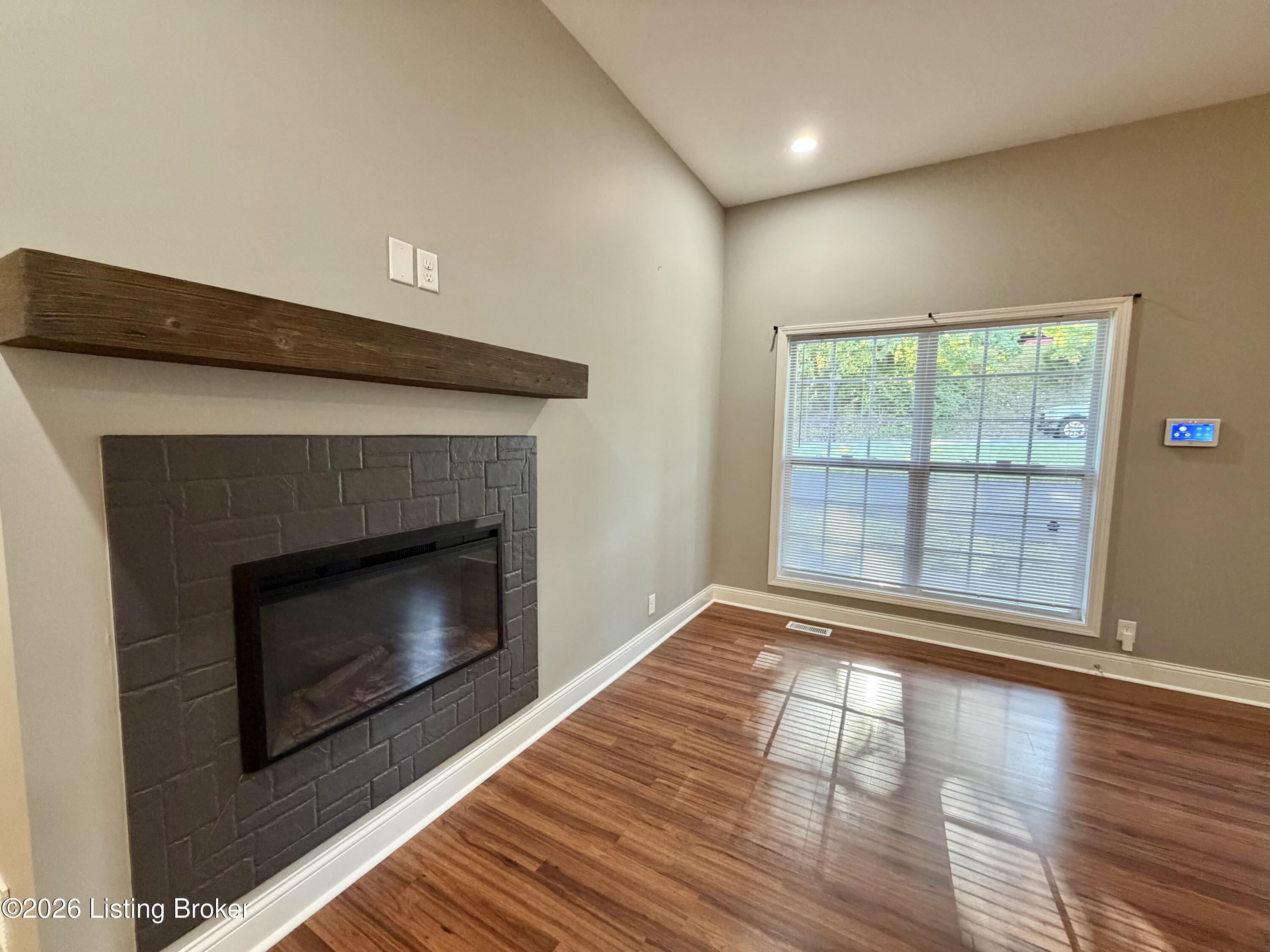 2718 Windsor Forest Dr Property Photo 39
