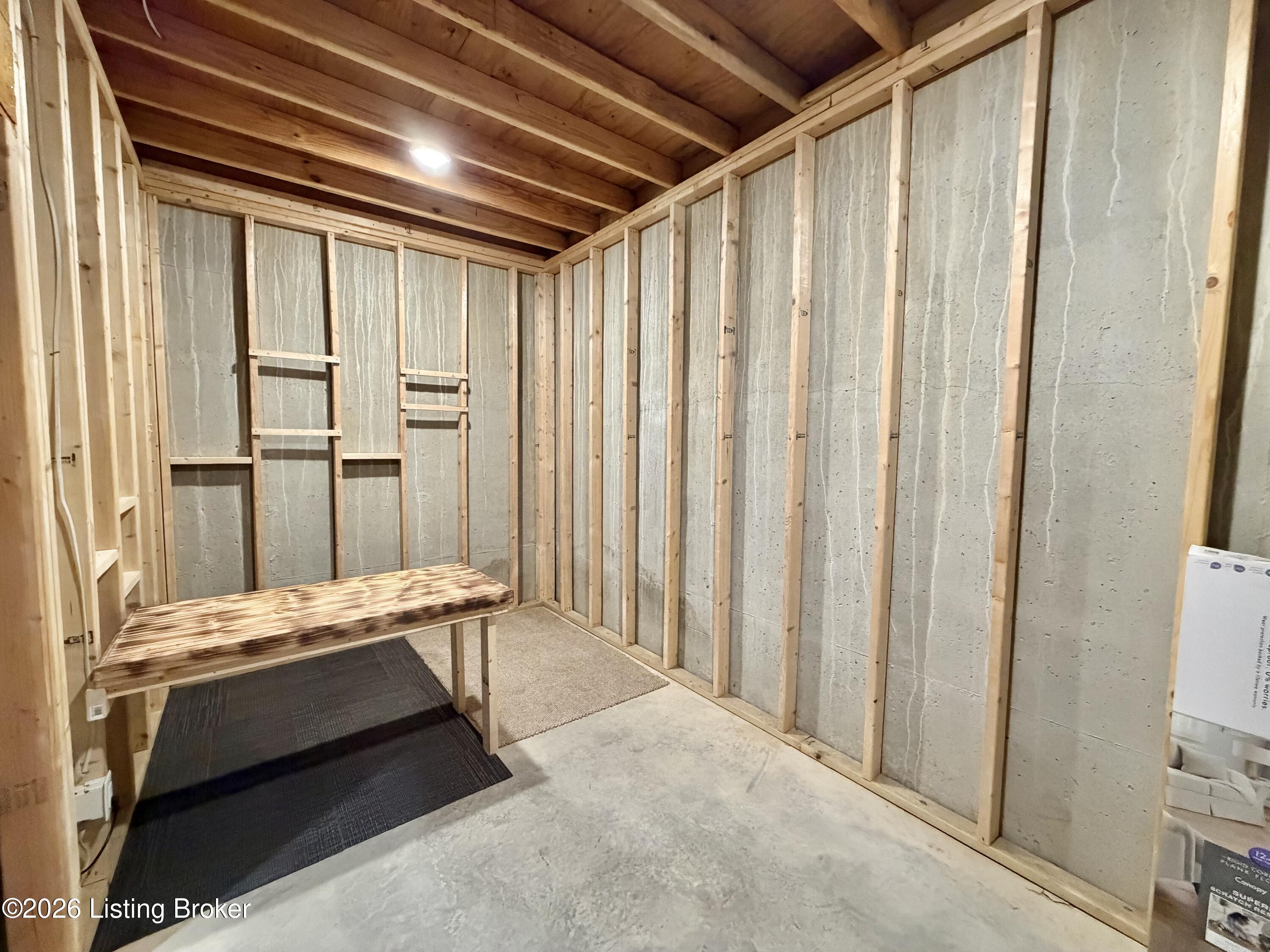 2718 Windsor Forest Dr Property Photo 44