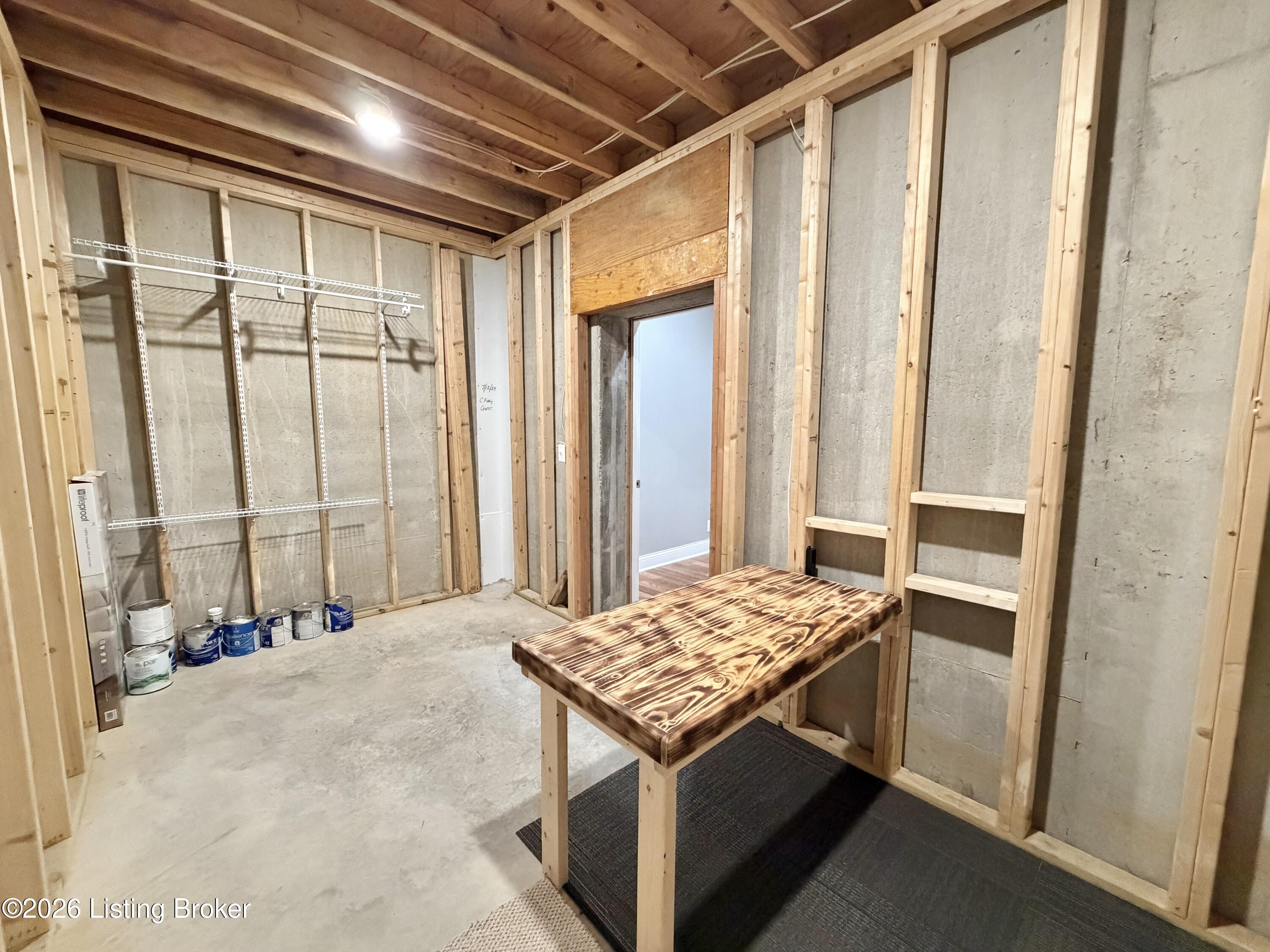 2718 Windsor Forest Dr Property Photo 45