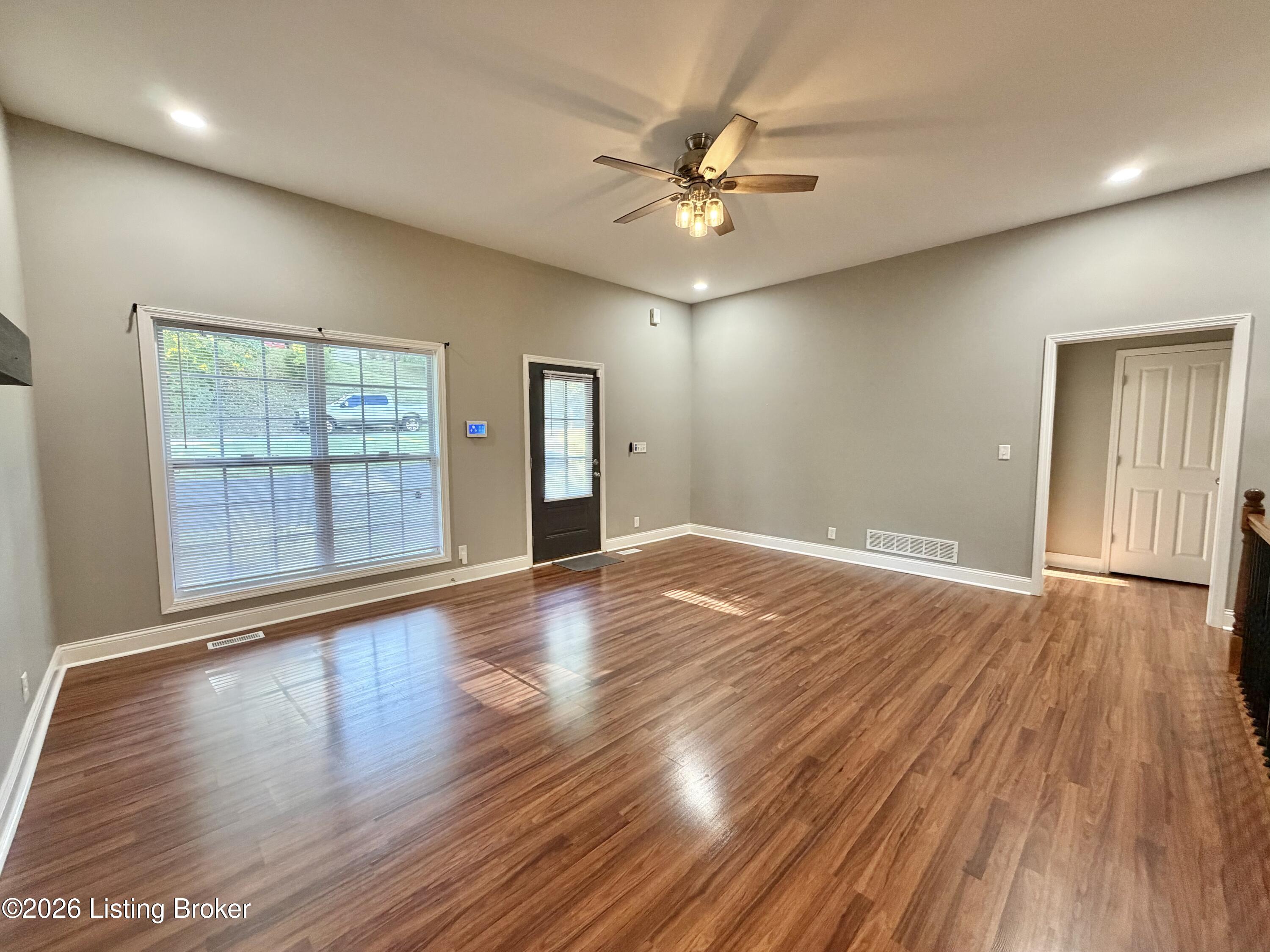 2718 Windsor Forest Dr Property Photo 47
