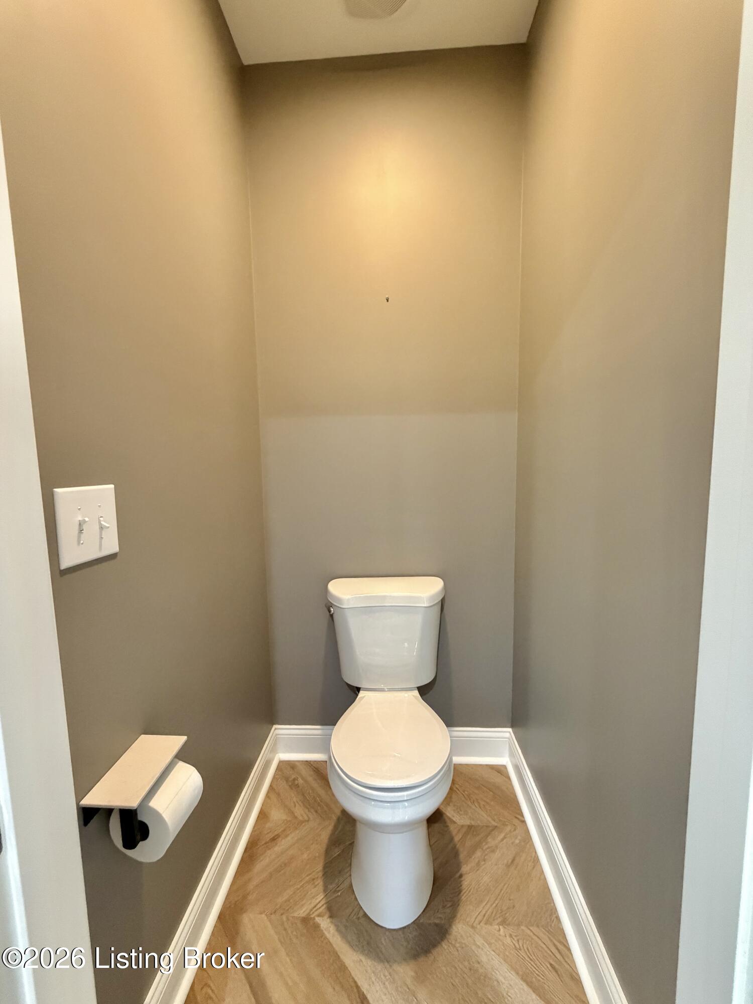 2718 Windsor Forest Dr Property Photo 50