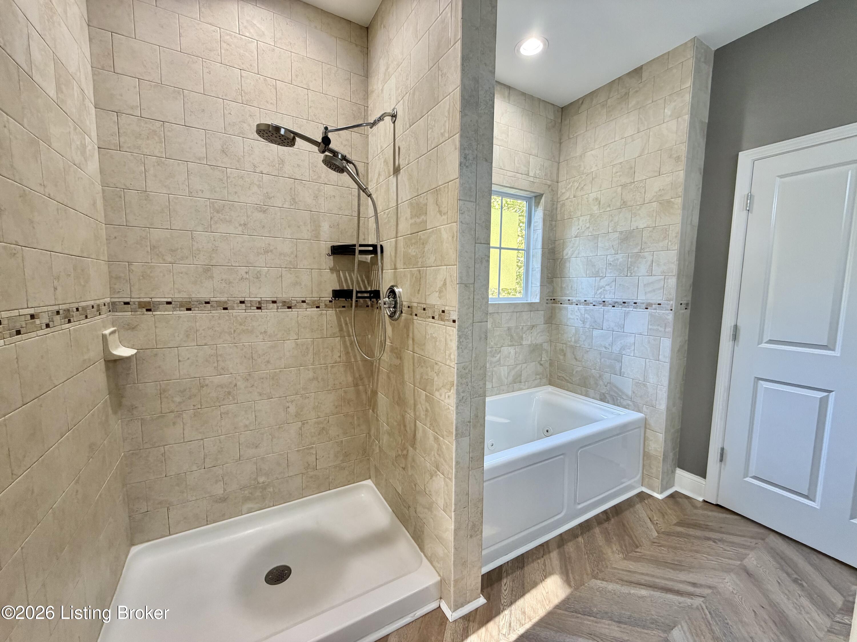 2718 Windsor Forest Dr Property Photo 70