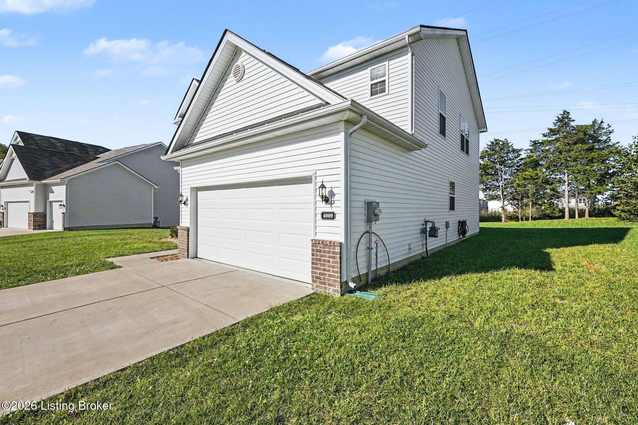 4009 Cobblestone Ln Property Photo 1