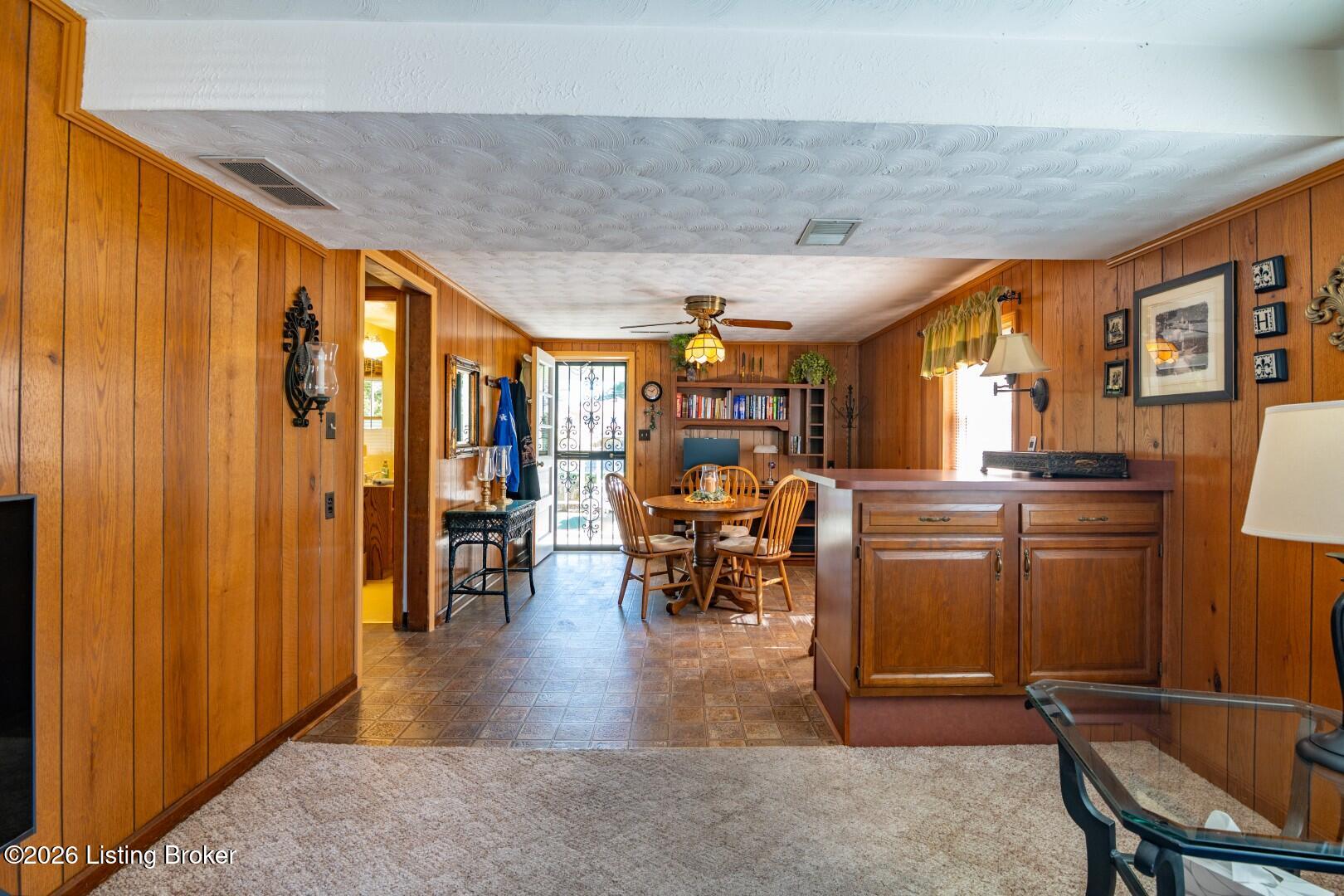8201 Terry Rd Property Photo 16