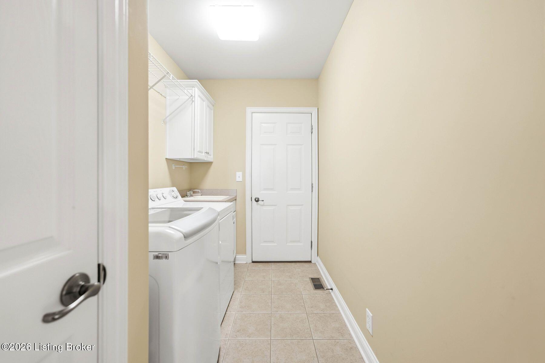 4609 Stone Lakes Dr Property Photo 27