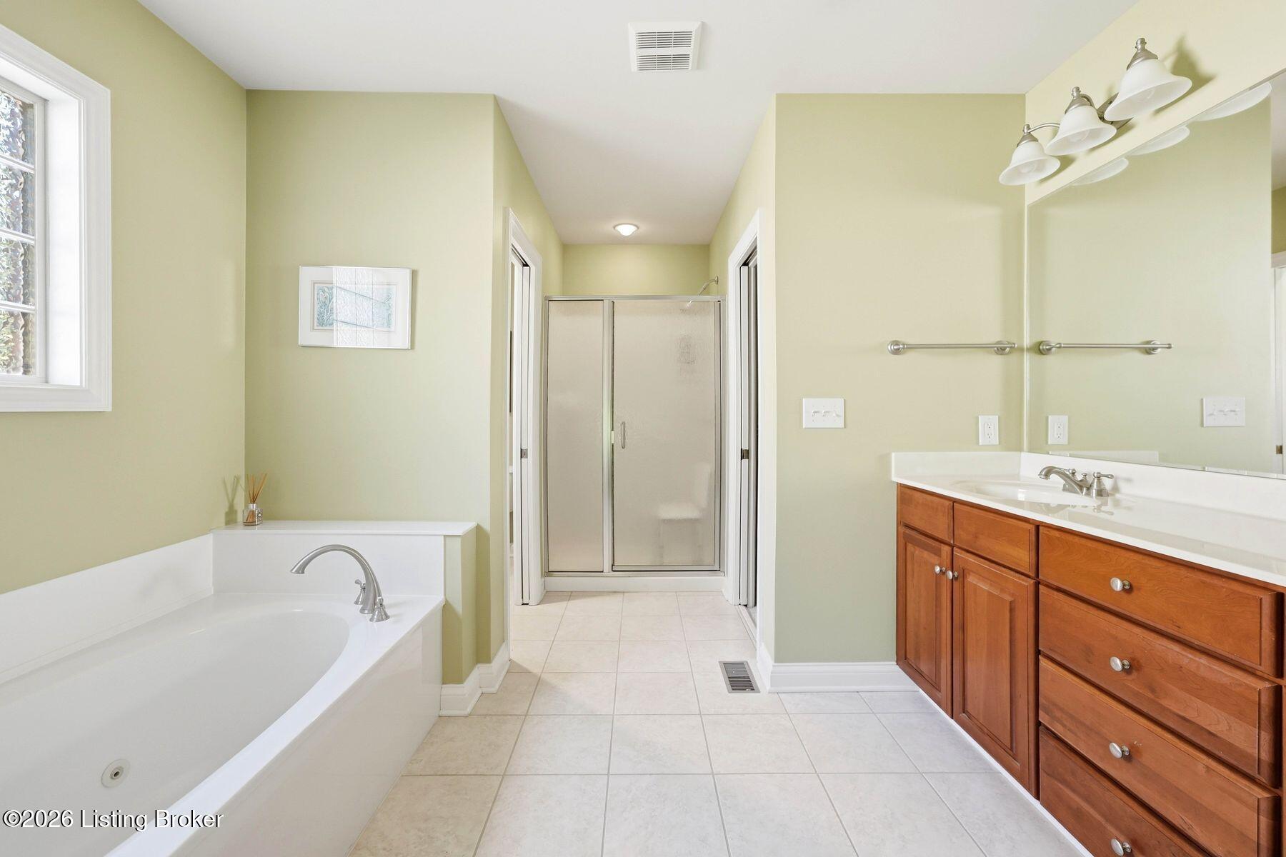 4609 Stone Lakes Dr Property Photo 34