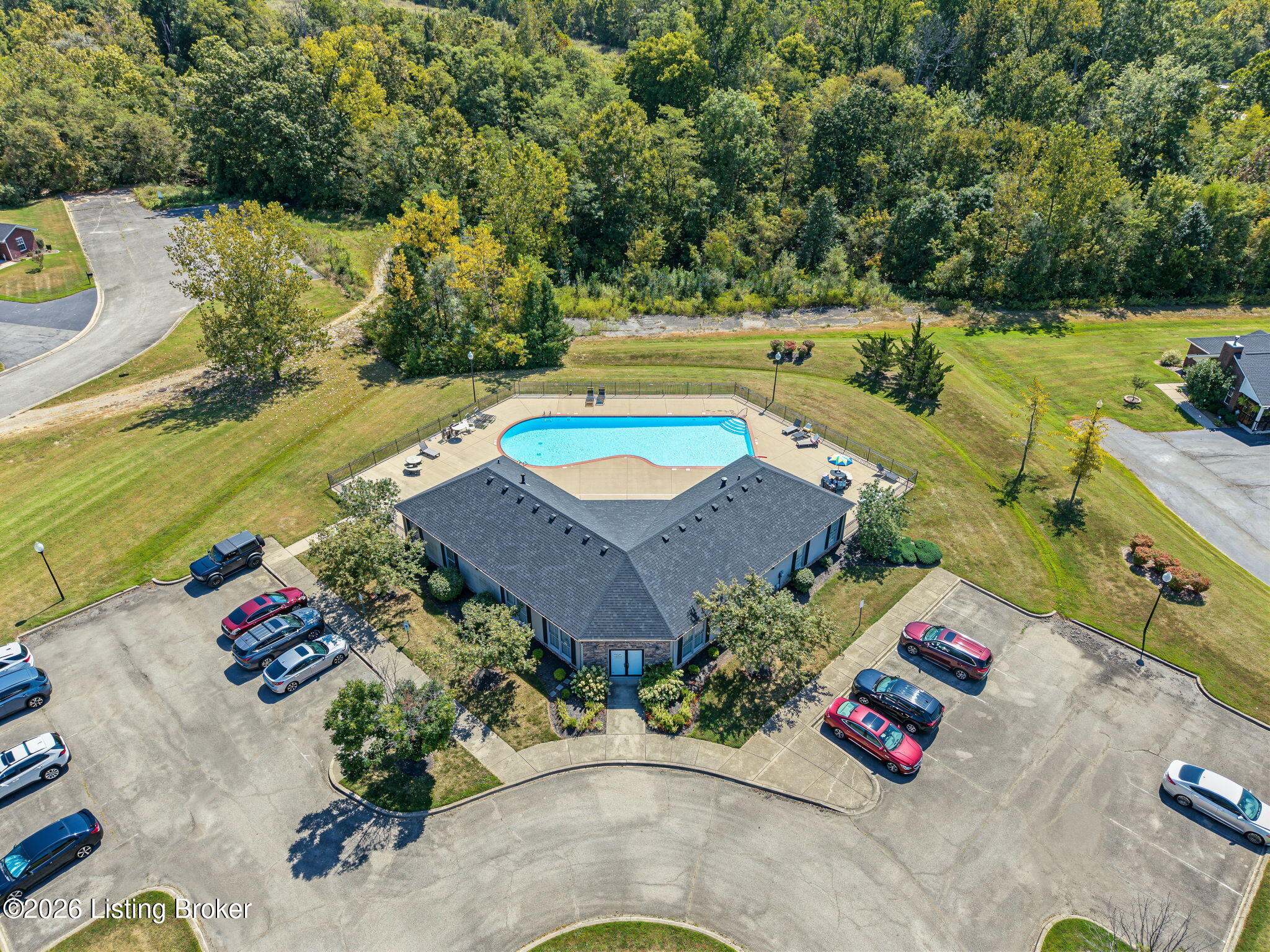 11303 Ridge Lake Dr Property Photo 6