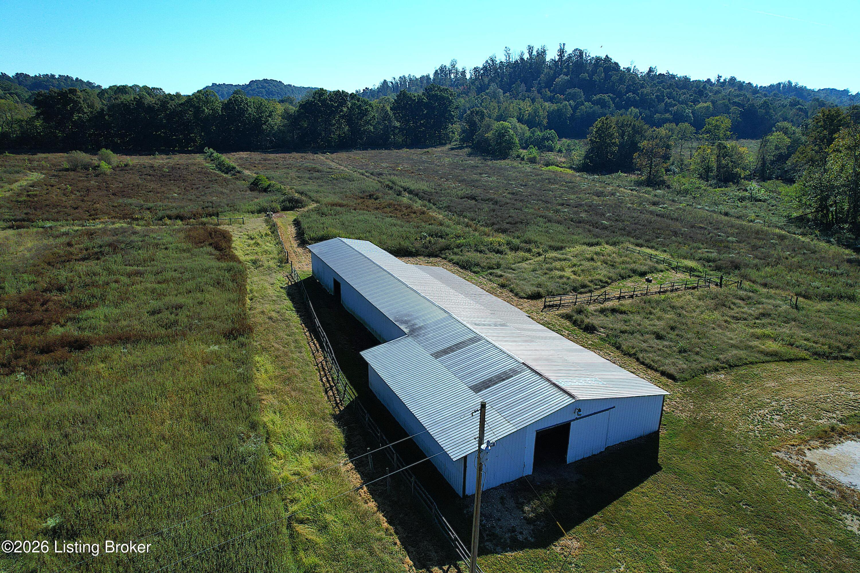 2902 Woods Creek Rd Property Photo 16