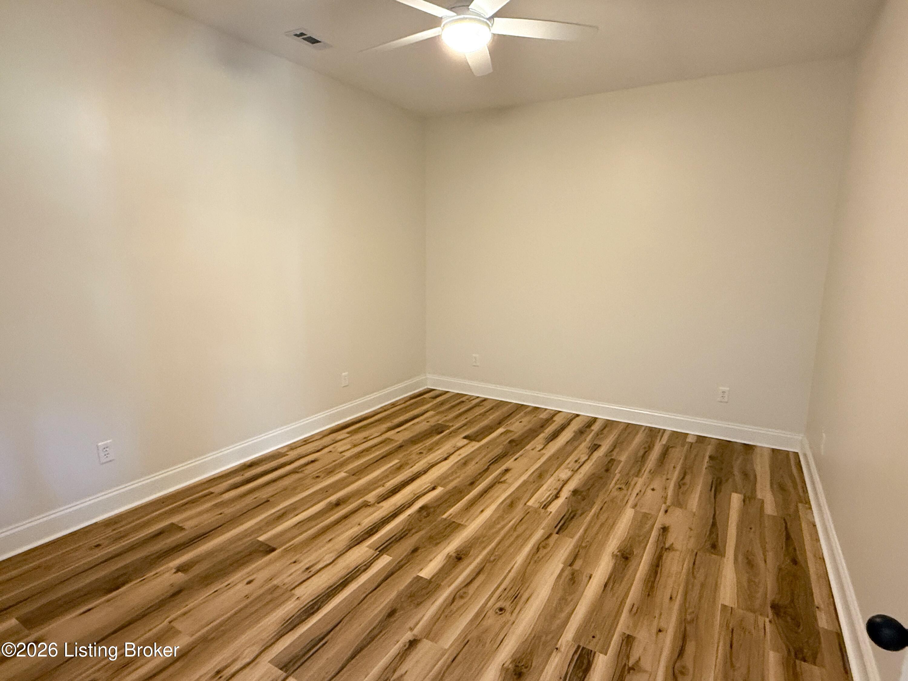 2902 Woods Creek Rd Property Photo 34