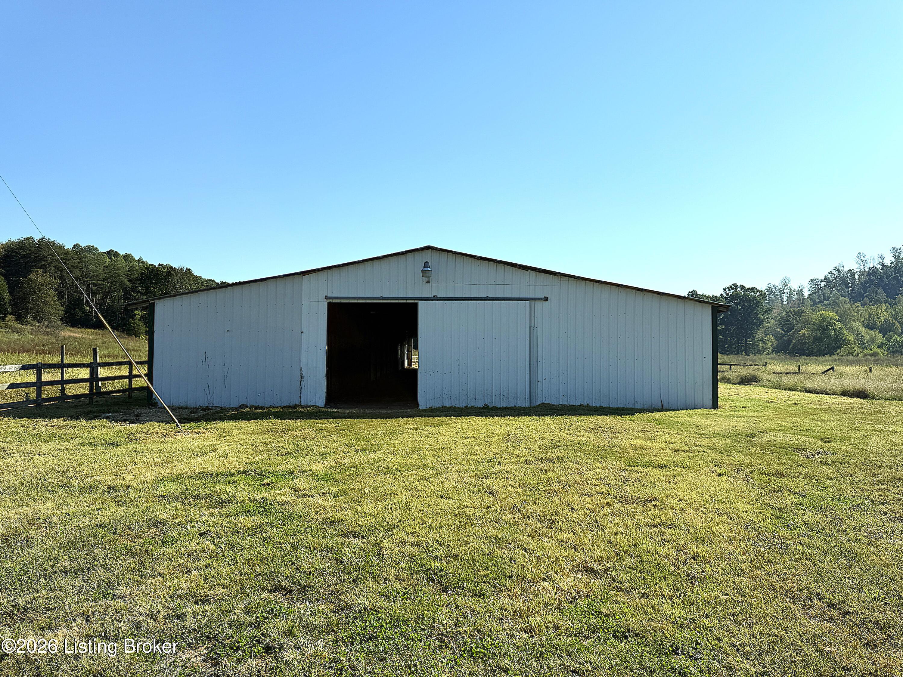 2902 Woods Creek Rd Property Photo 52