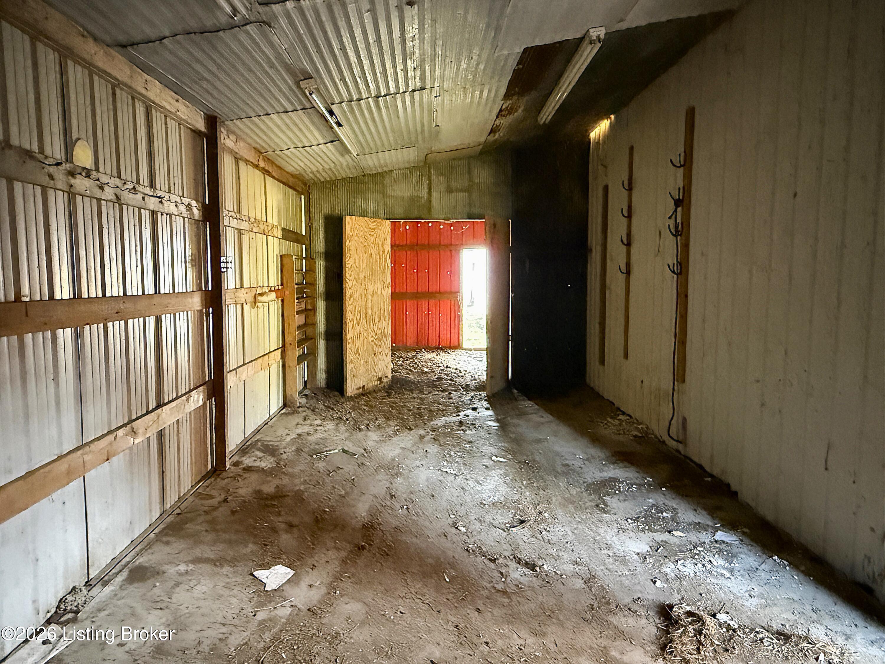 2902 Woods Creek Rd Property Photo 72
