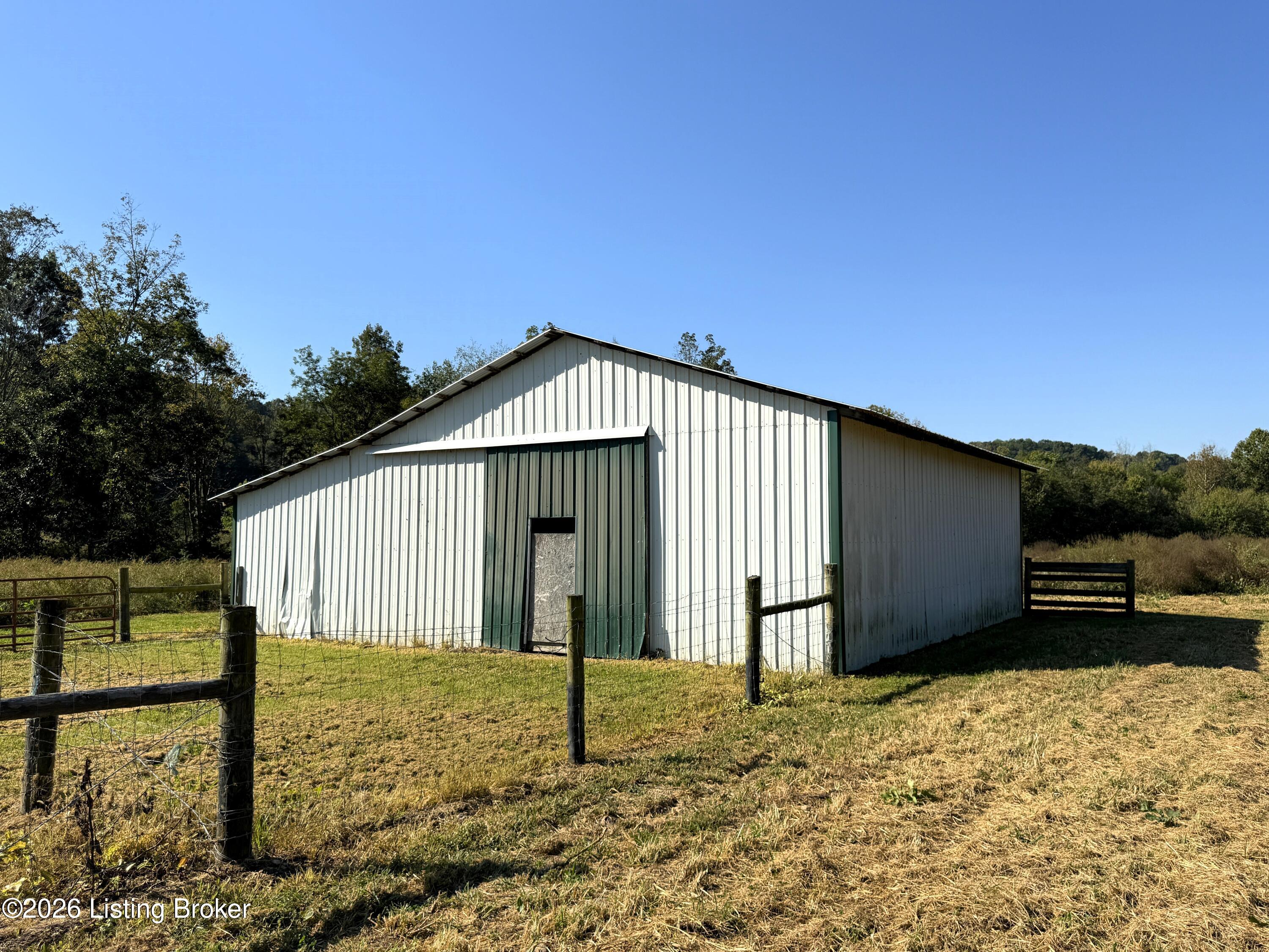 2902 Woods Creek Rd Property Photo 75
