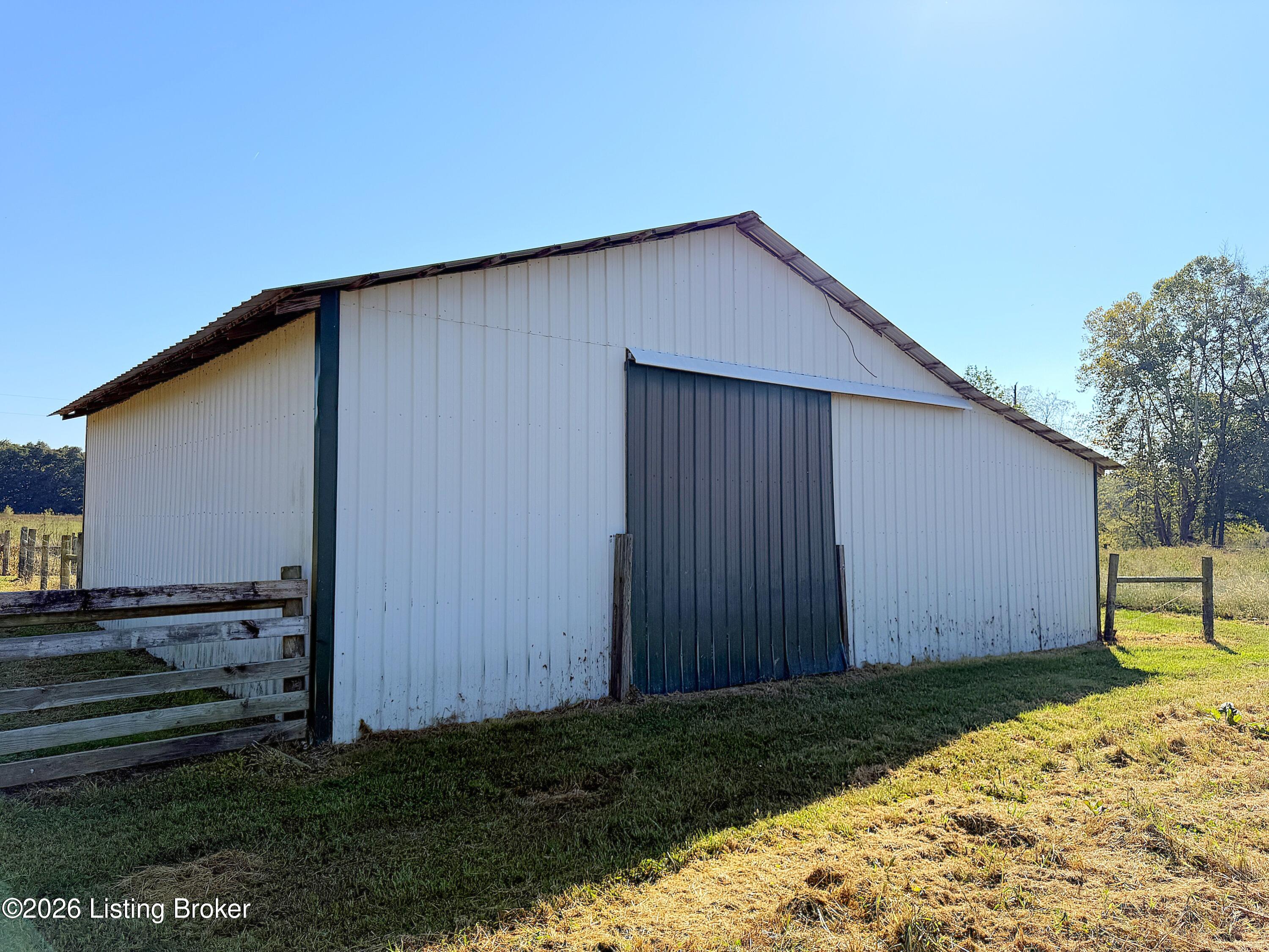 2902 Woods Creek Rd Property Photo 79