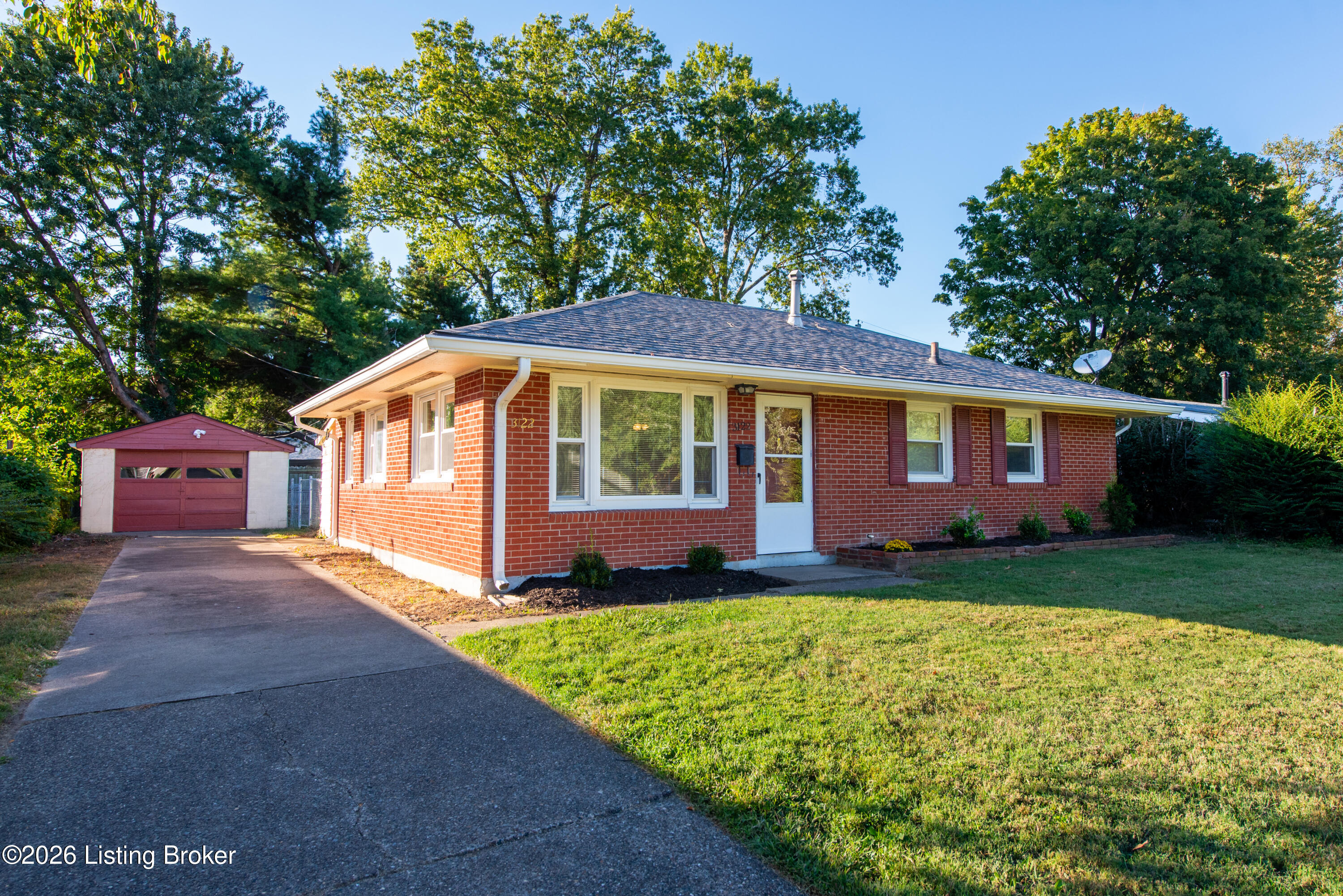 3122 Rosedale Blvd Property Photo 2
