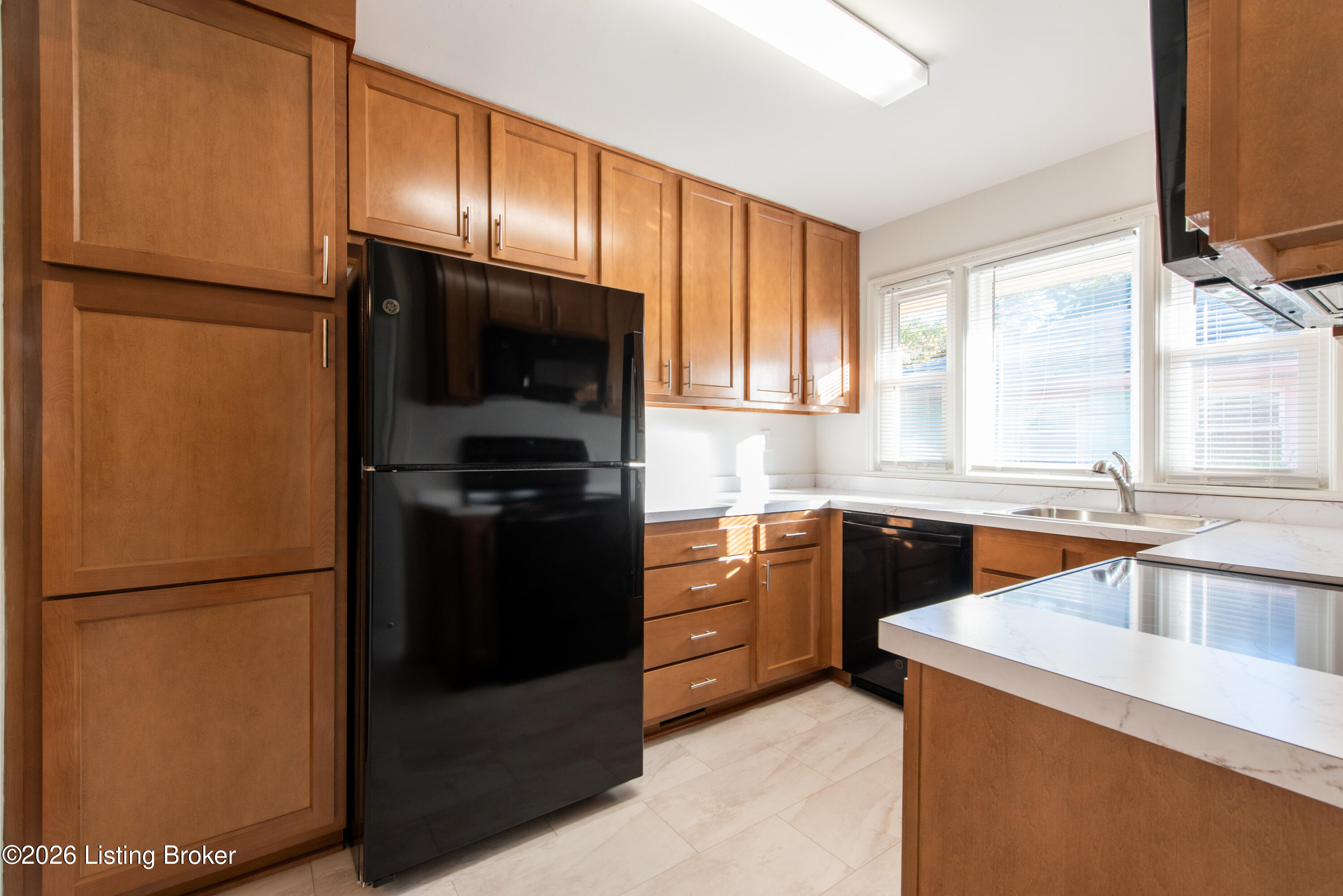 3122 Rosedale Blvd Property Photo 9