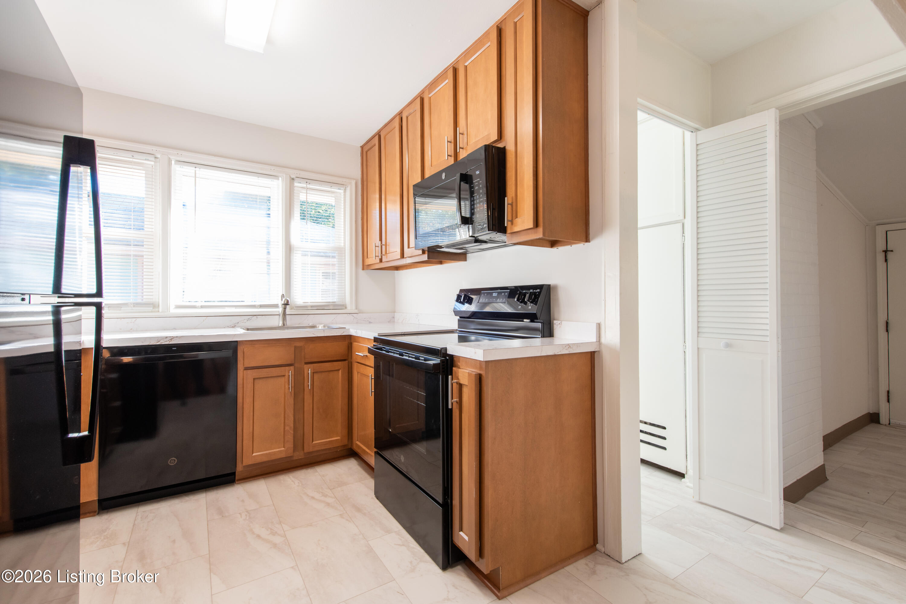 3122 Rosedale Blvd Property Photo 10