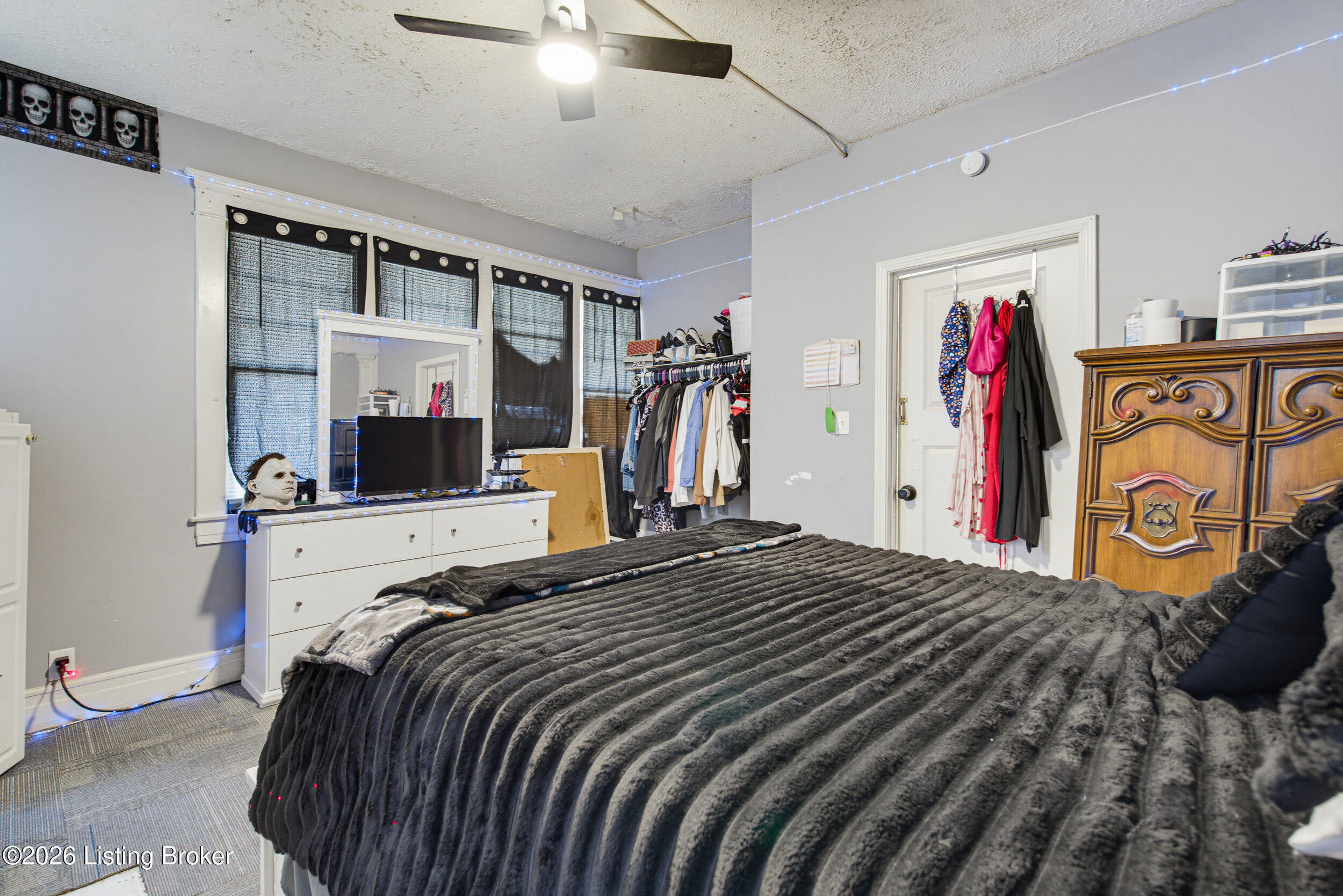 672 Cecil Ave Property Photo 21