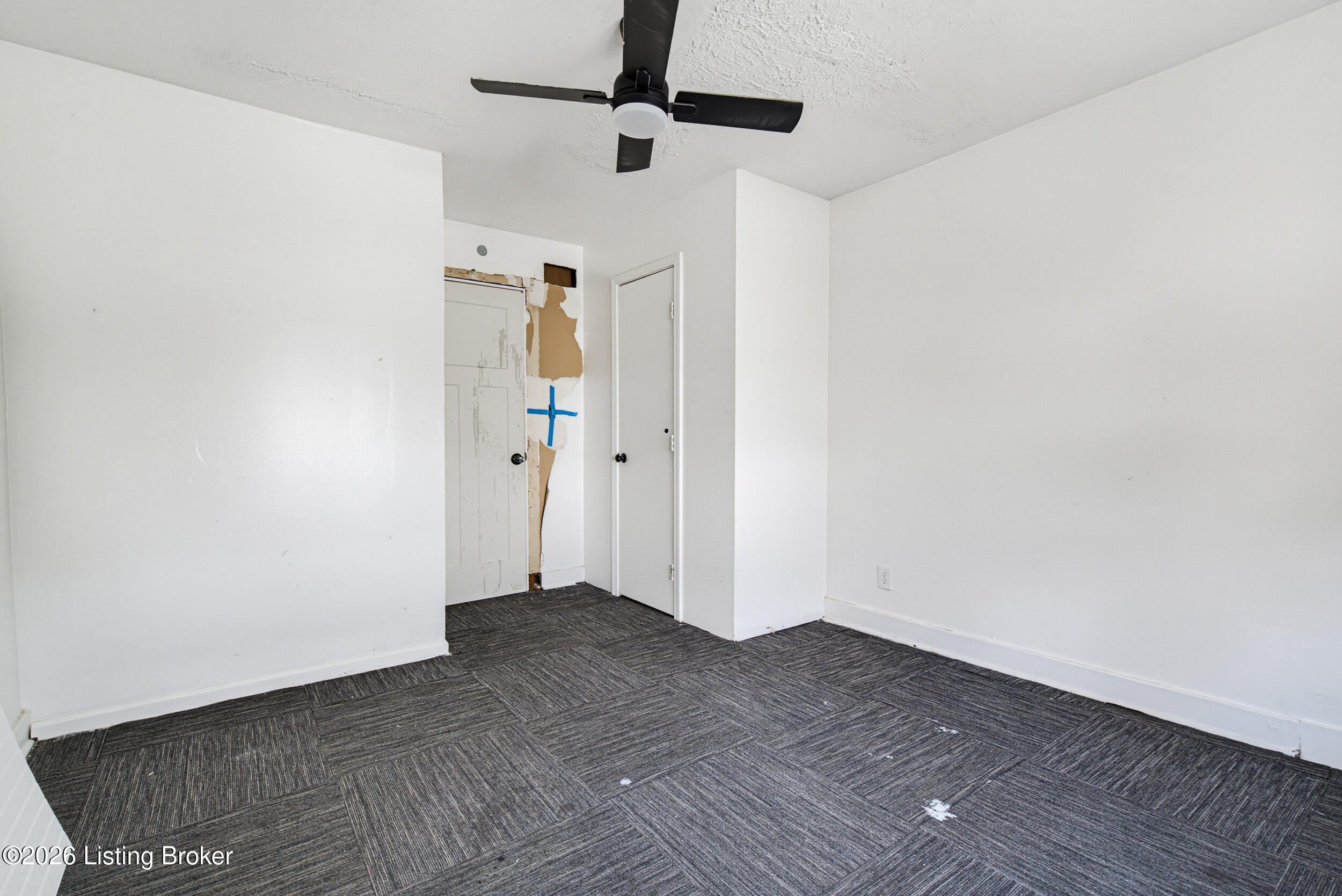 672 Cecil Ave Property Photo 43