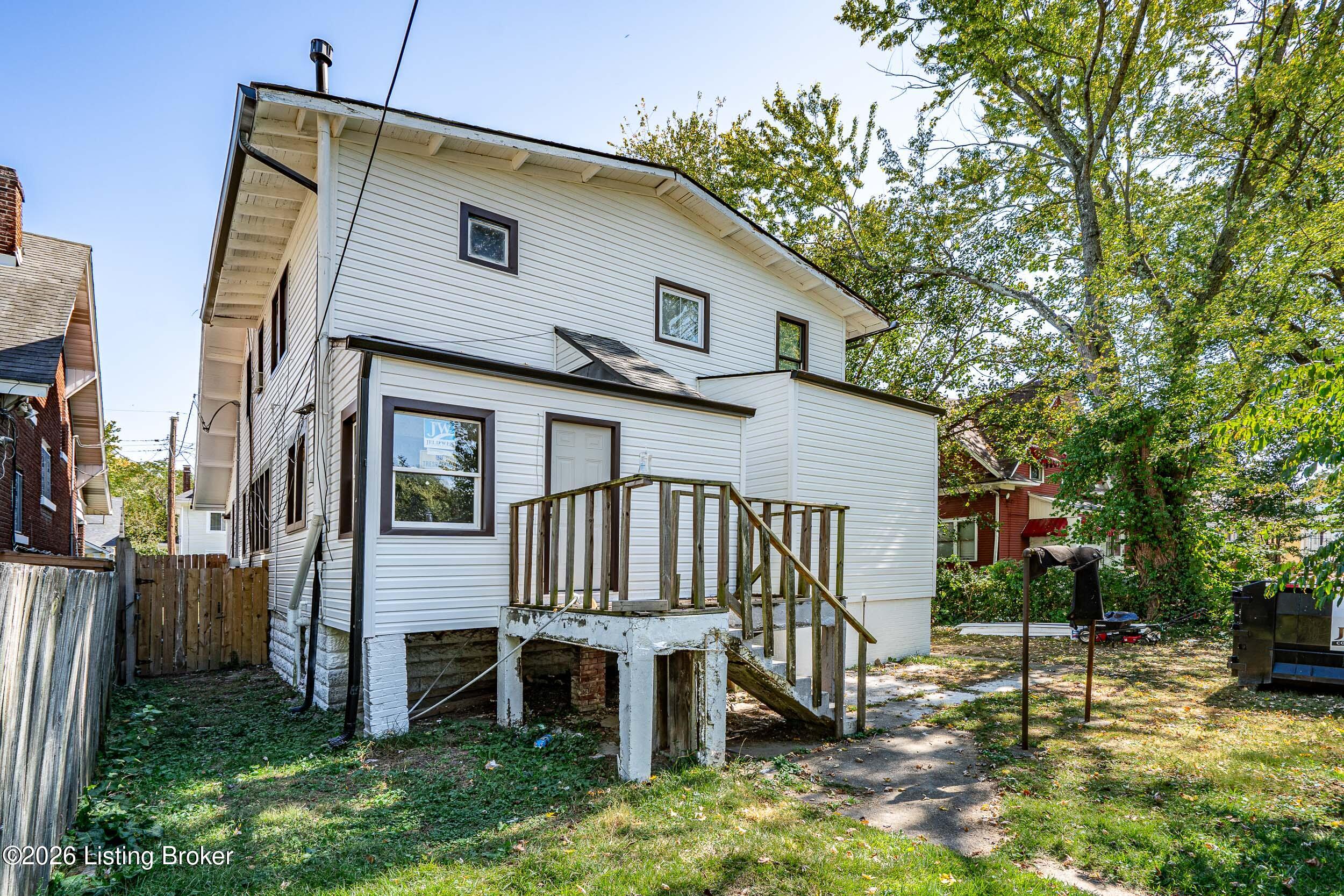 672 Cecil Ave Property Photo 53