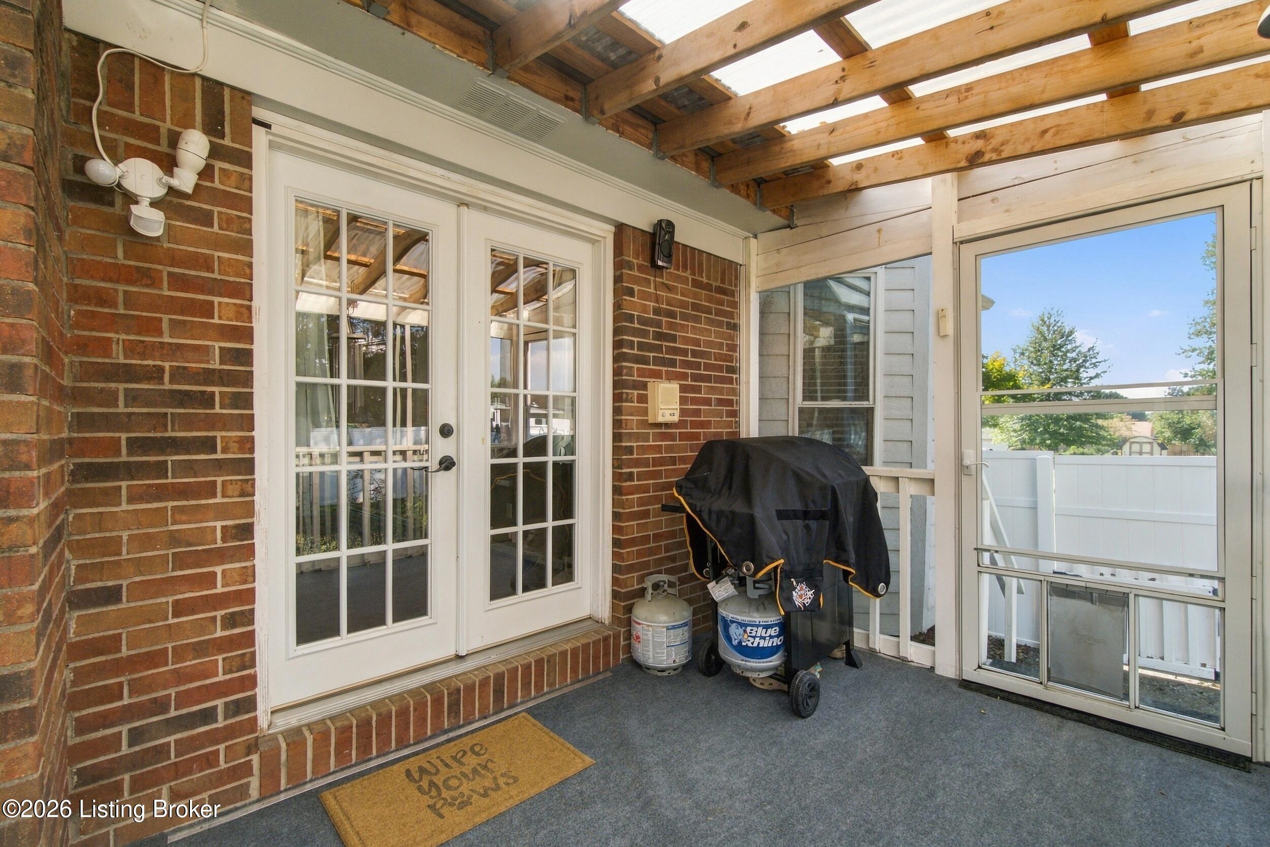1318 Worth Ave Property Photo 34