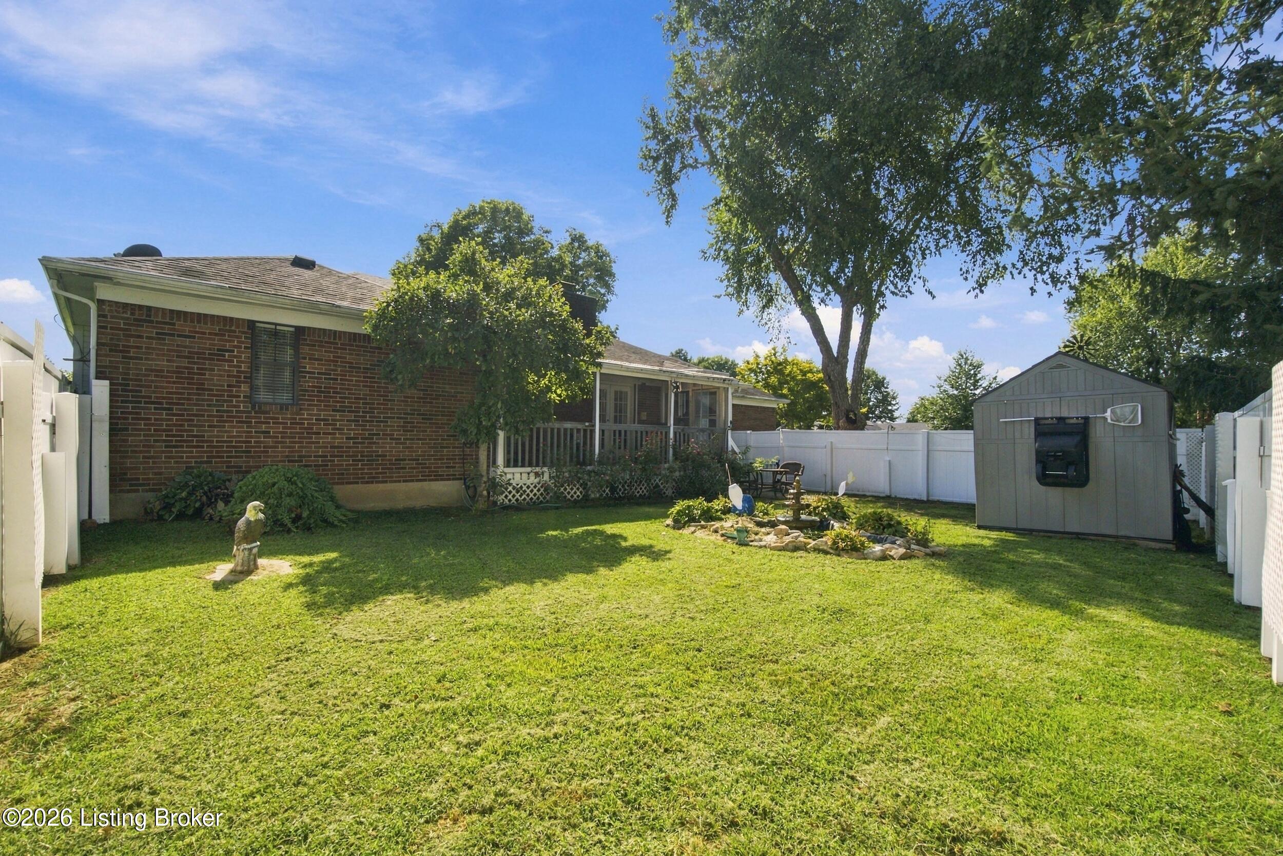 1318 Worth Ave Property Photo 35