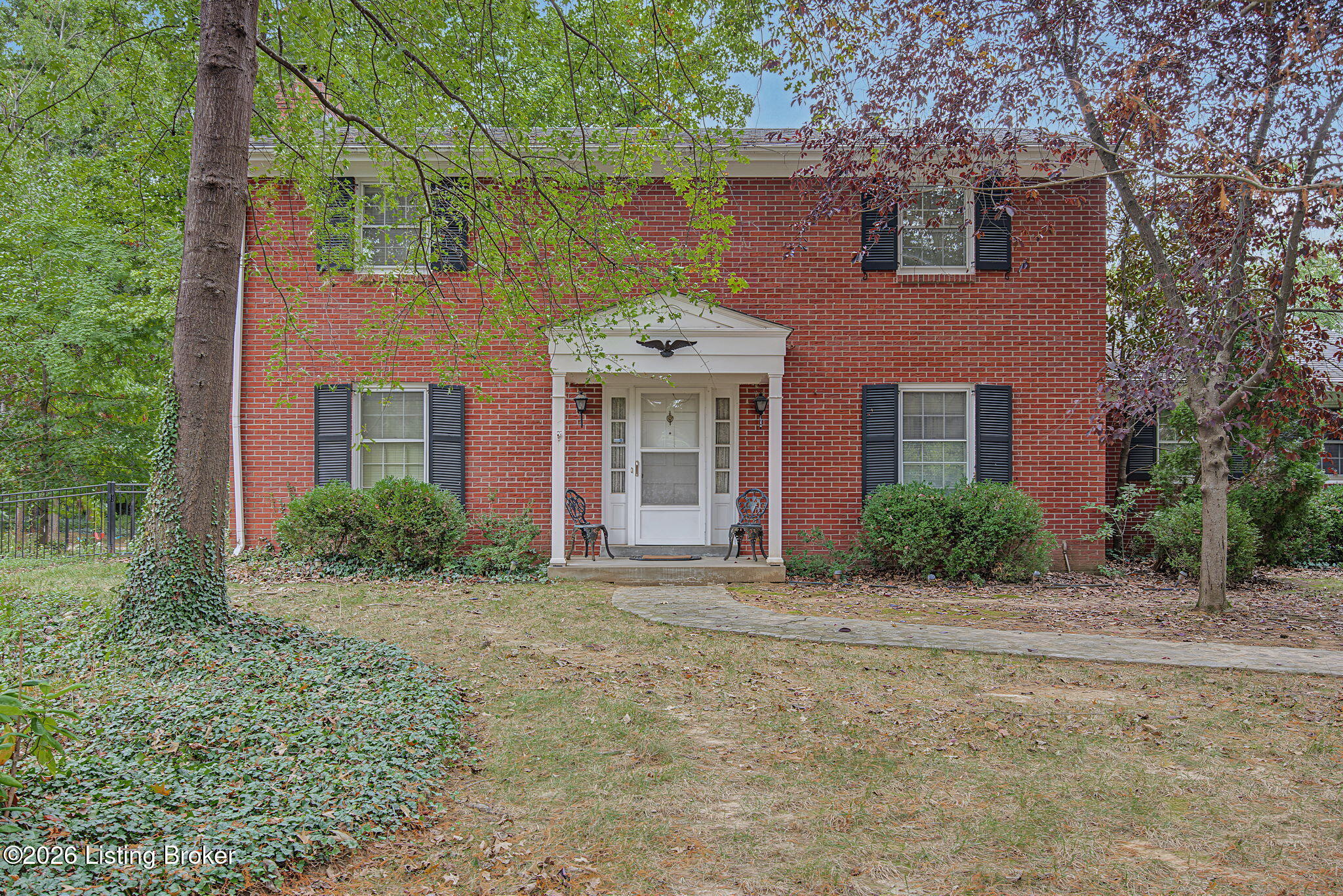 700 Hickory Ln Property Photo 1