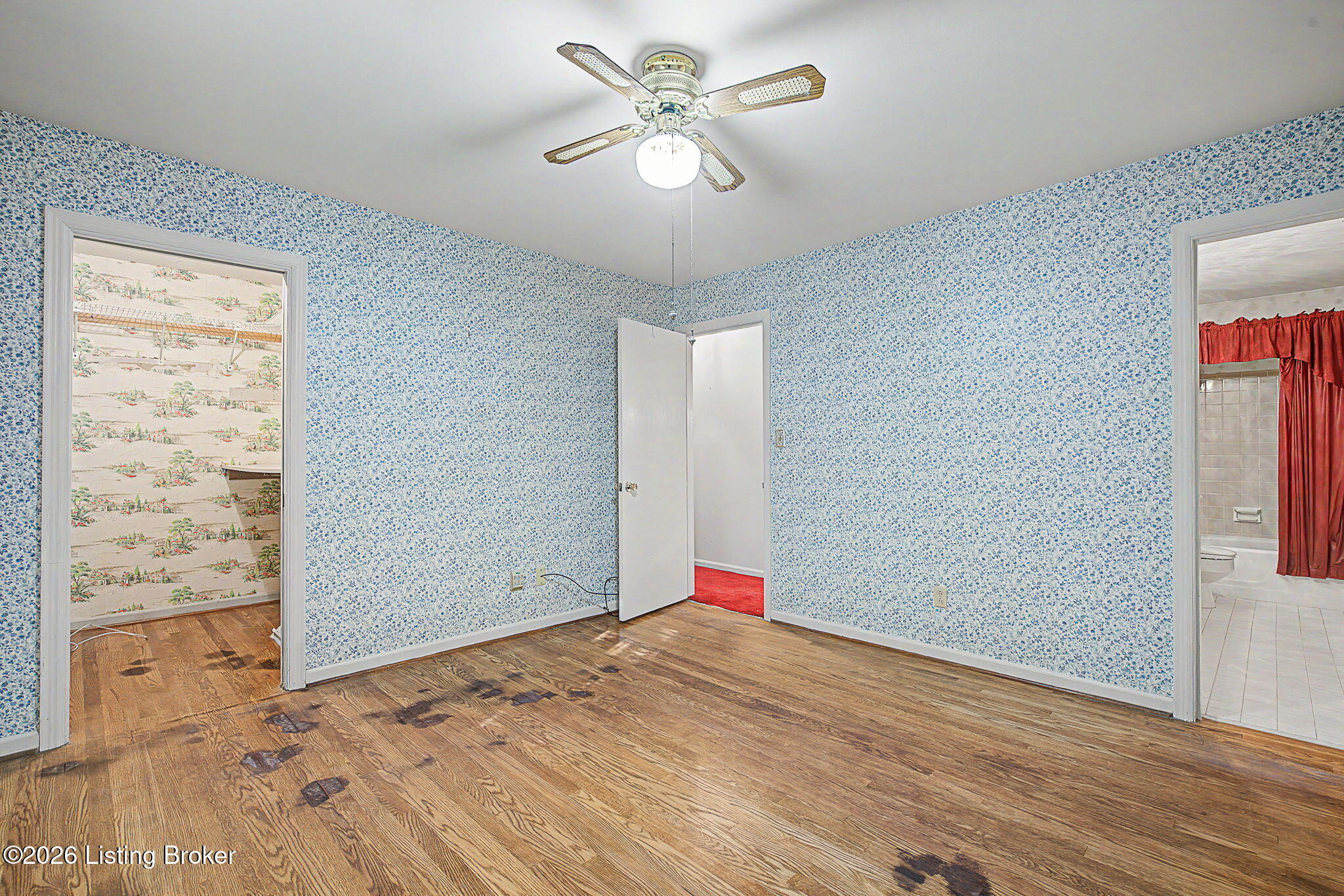 700 Hickory Ln Property Photo 10