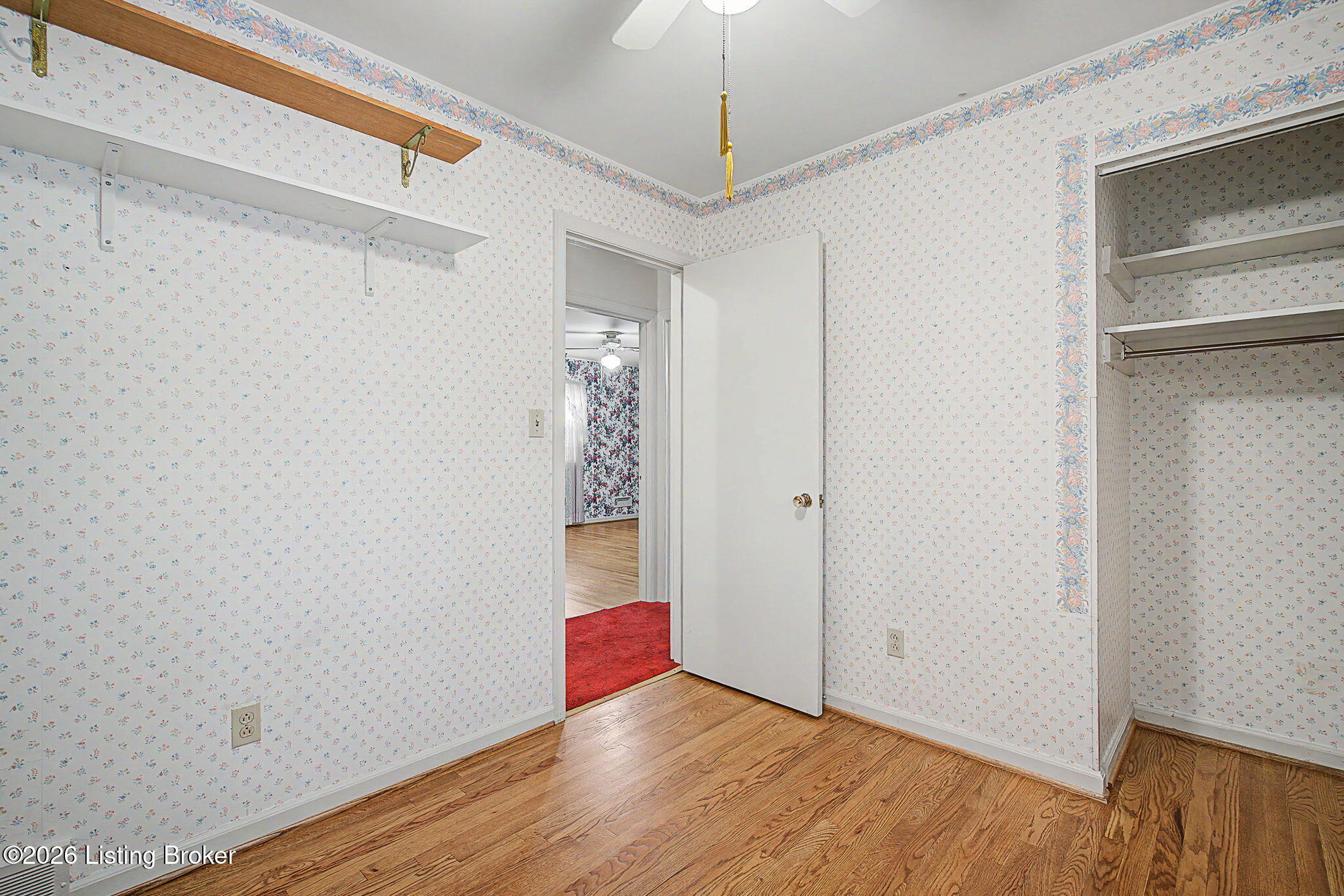 700 Hickory Ln Property Photo 15