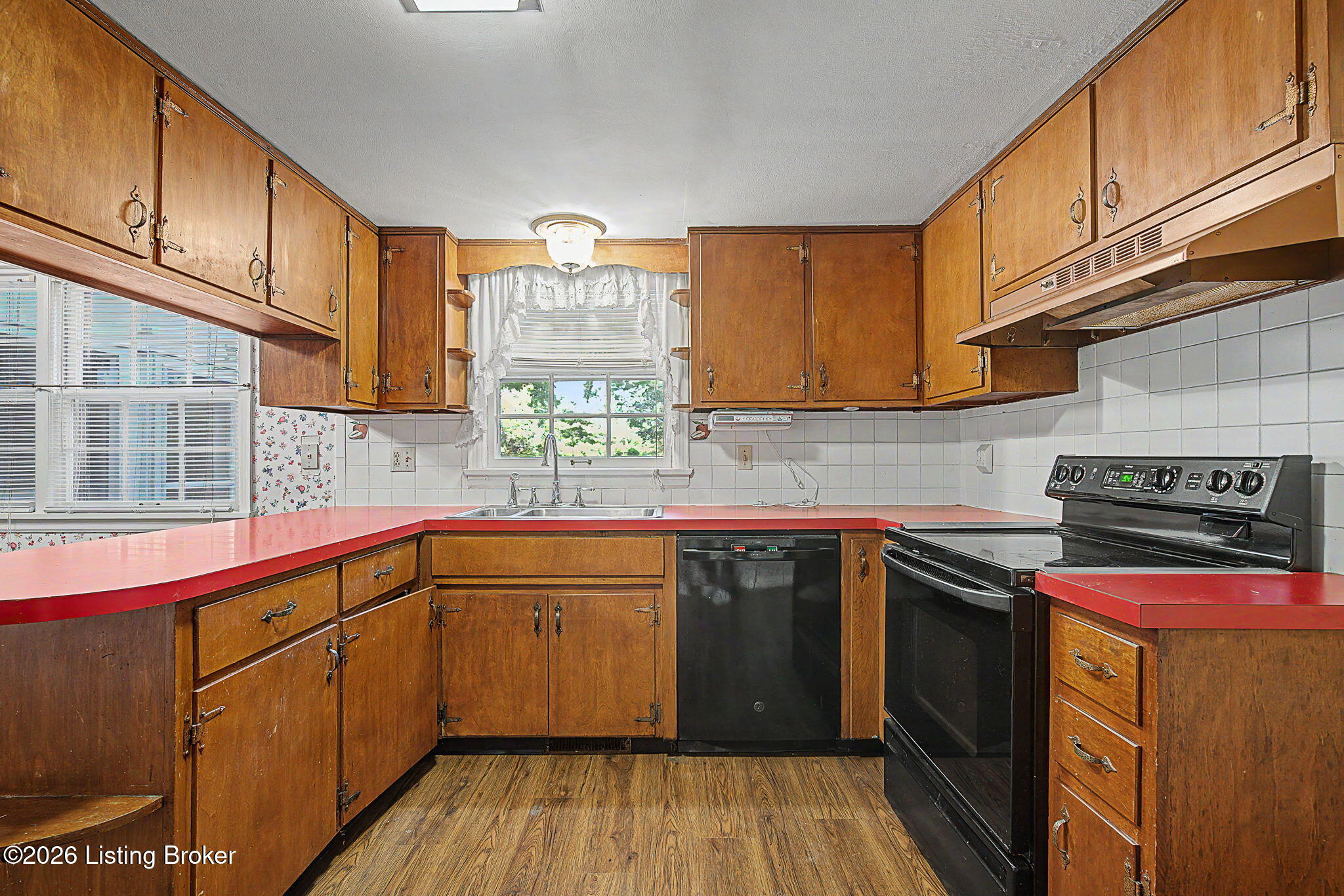 700 Hickory Ln Property Photo 51