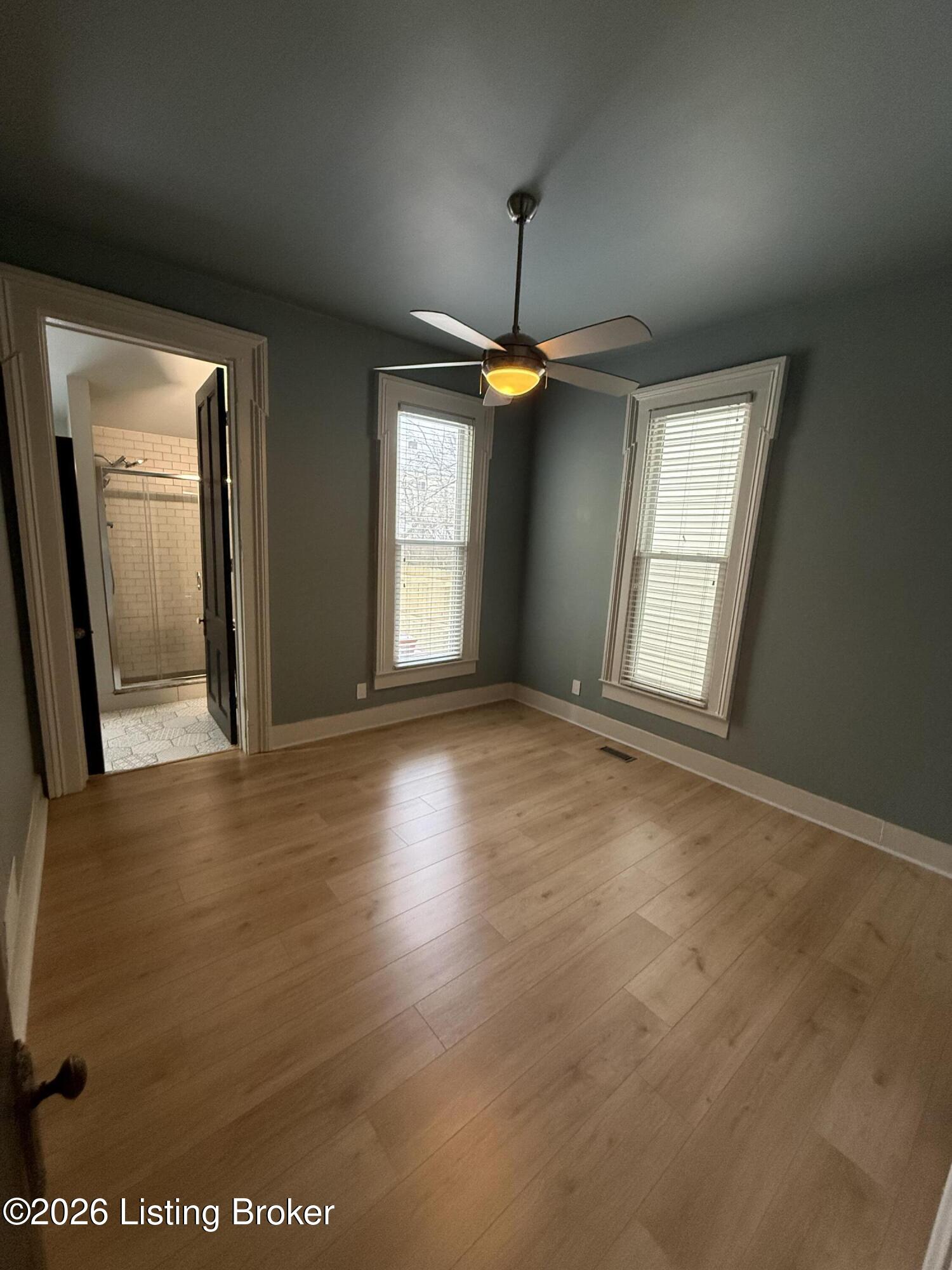 1429 Morton Ave Property Photo 25