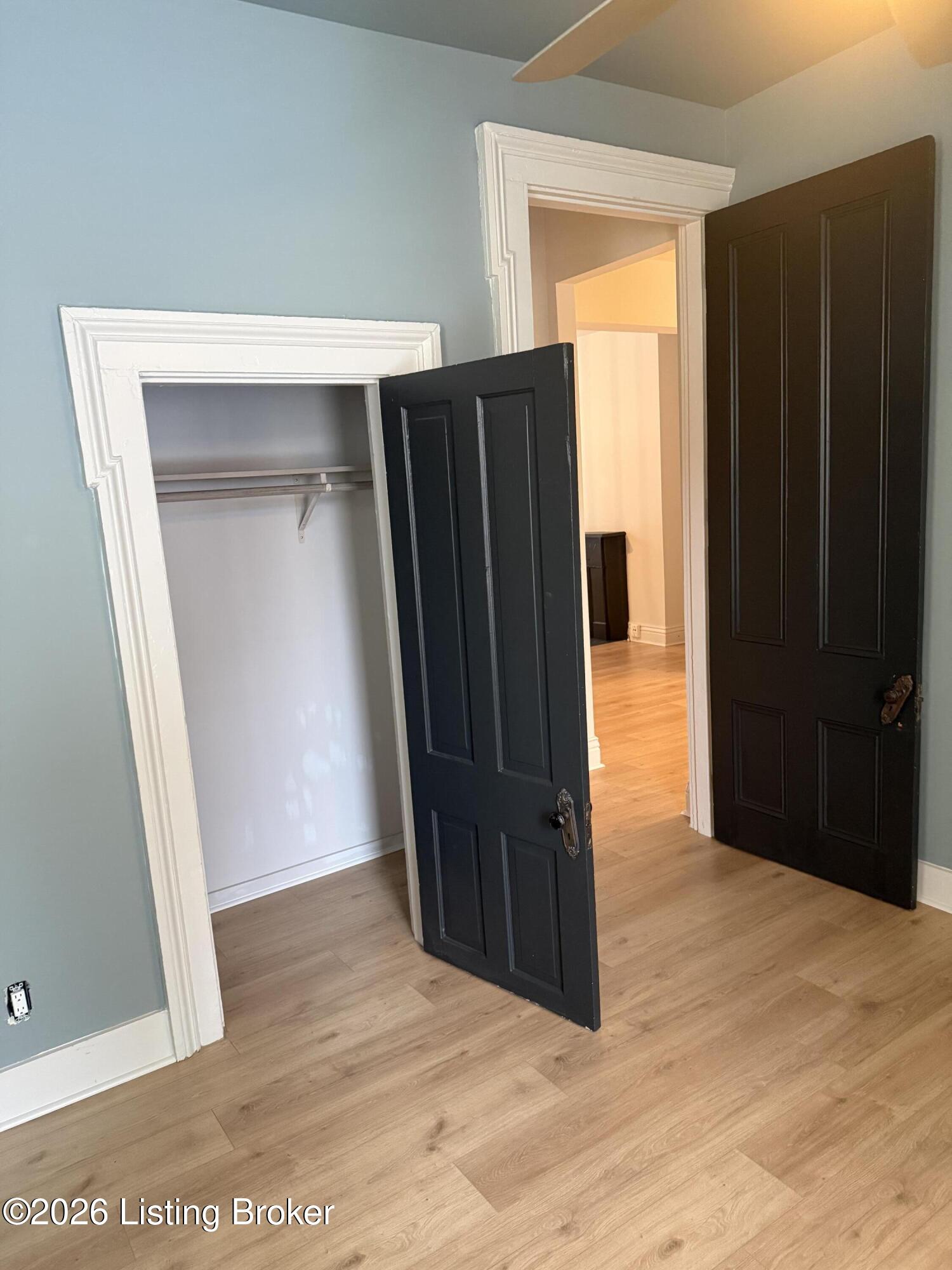 1429 Morton Ave Property Photo 27