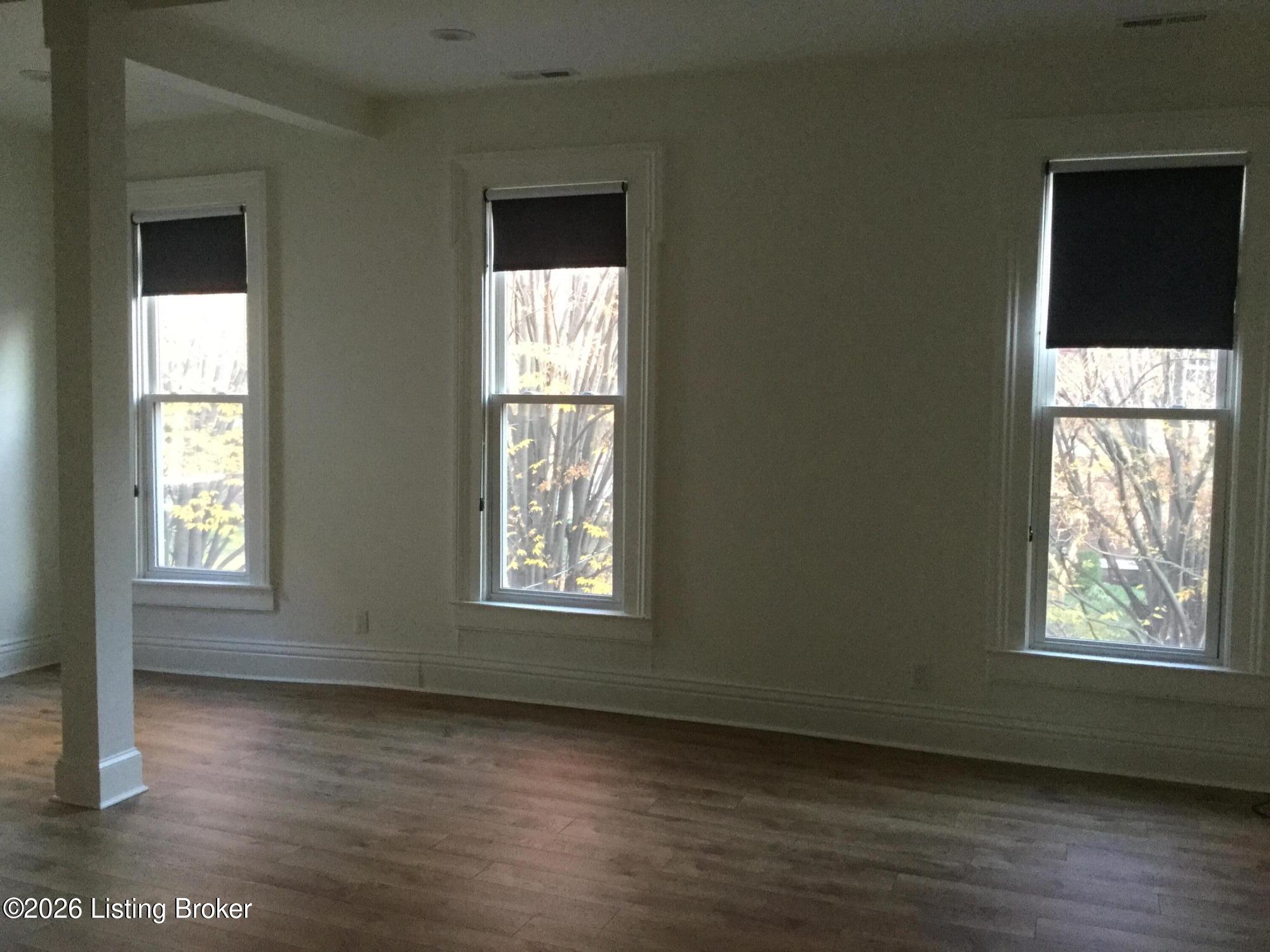1429 Morton Ave Property Photo 57