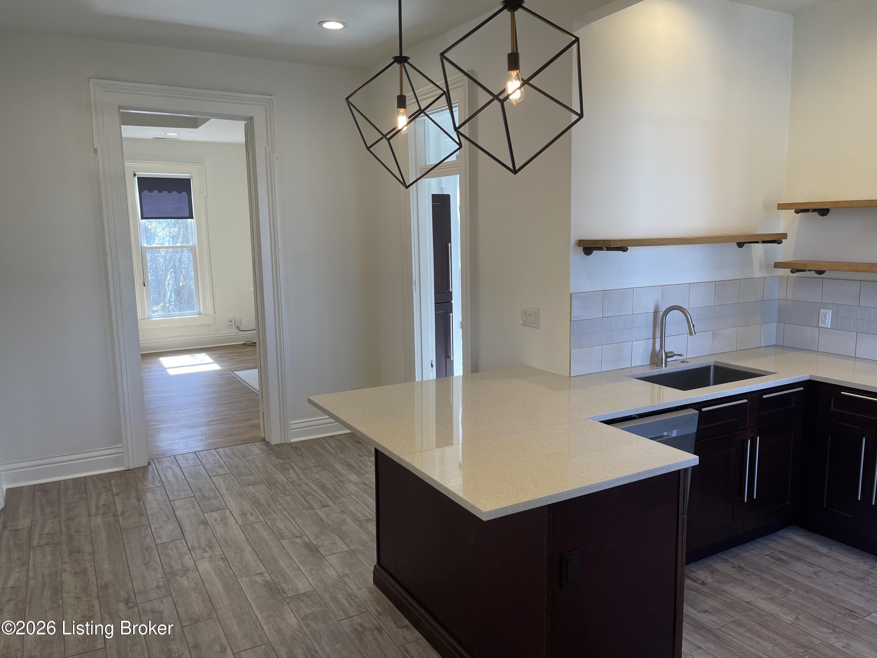 1429 Morton Ave Property Photo 61