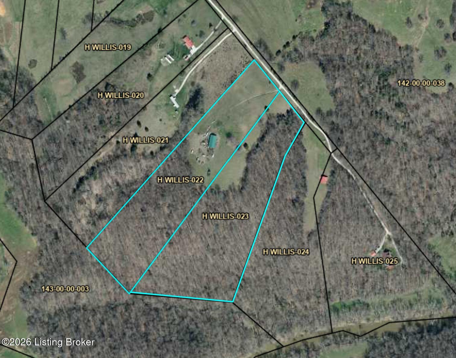 561 Fields Ln Property Photo 2