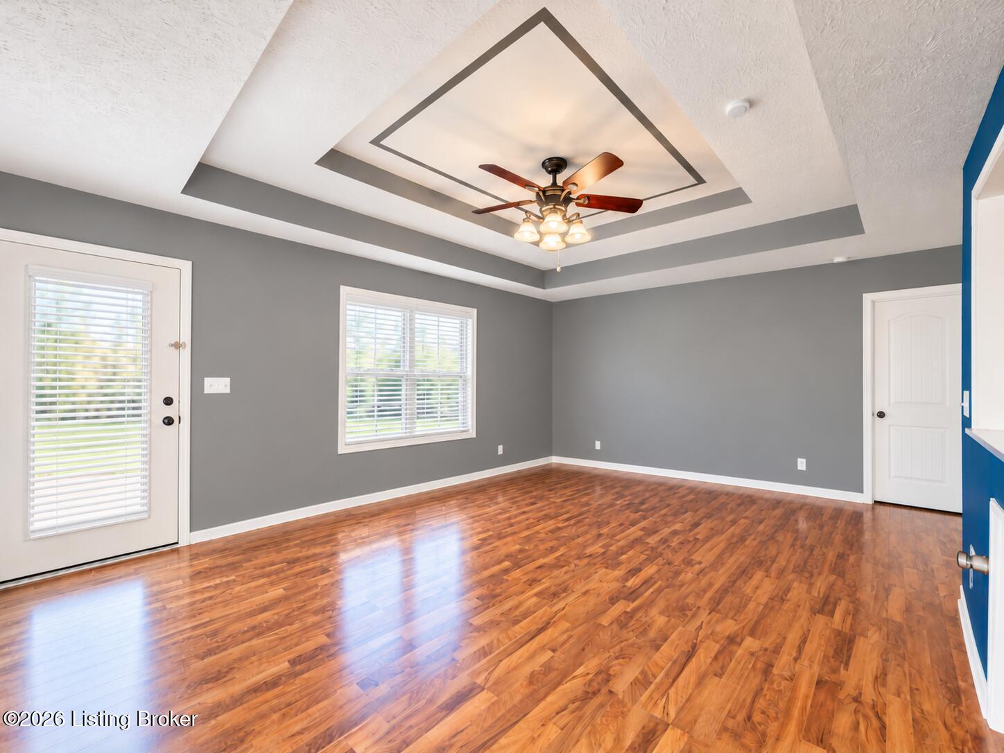 9098 Bloomfield Rd Property Photo 15