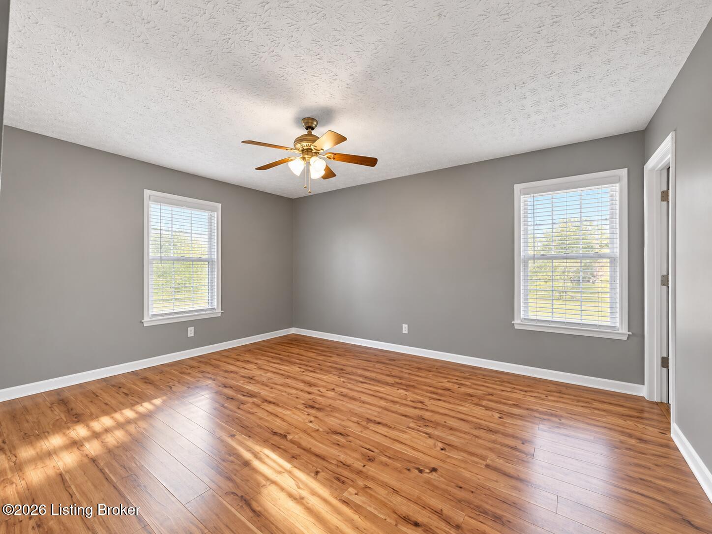 9098 Bloomfield Rd Property Photo 18