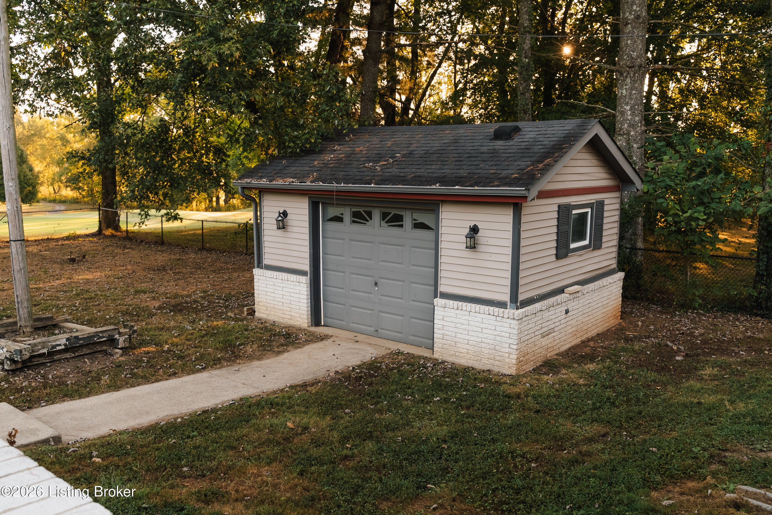 109 B Clark Rd Property Photo 18