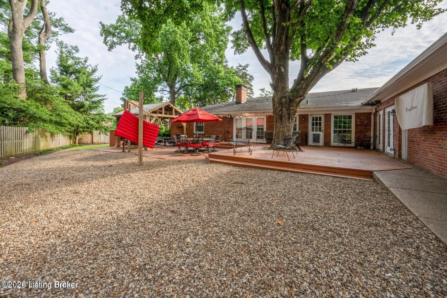 514 Jarvis Ln Property Photo 40