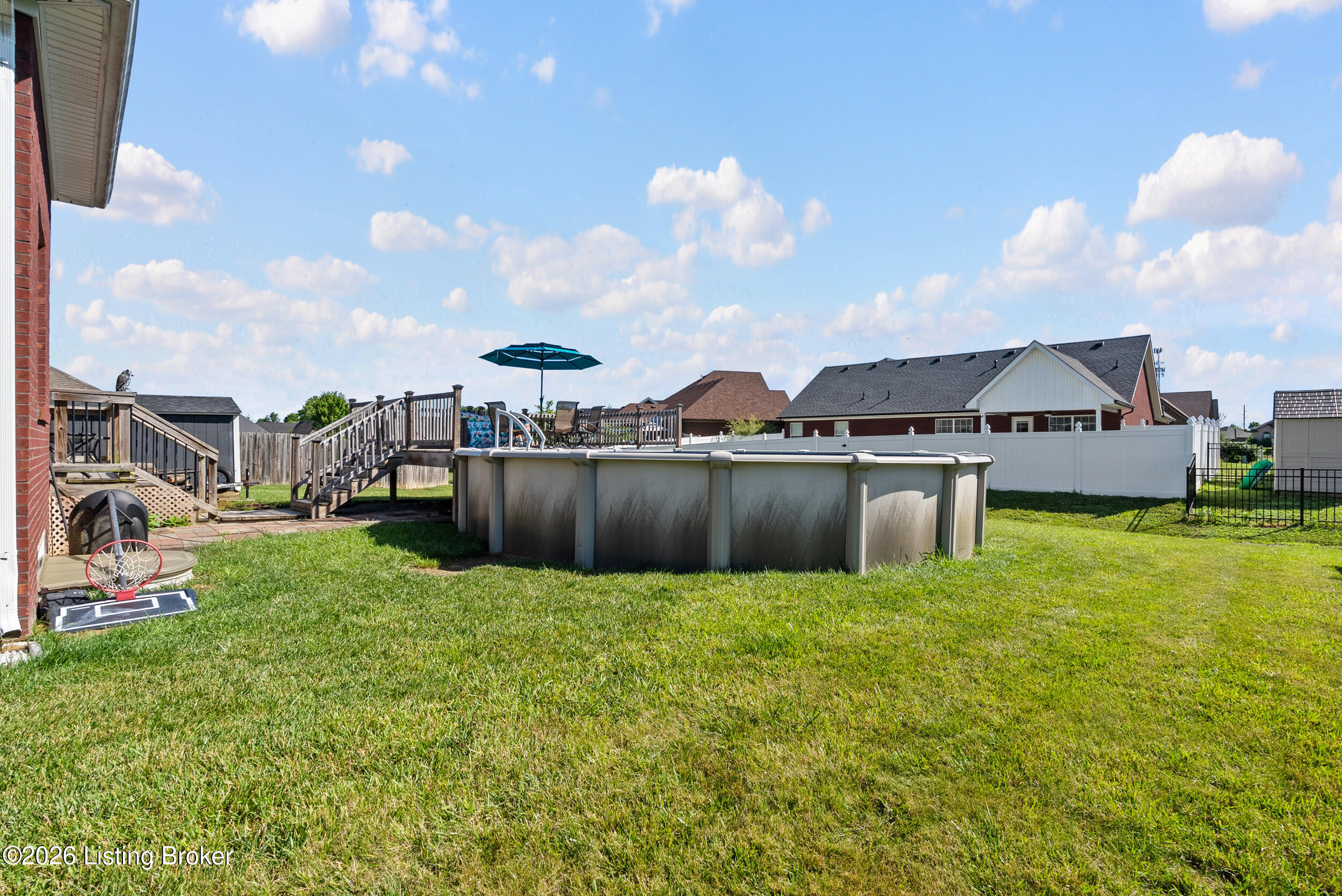 5609 Buckthorne Dr Property Photo 27