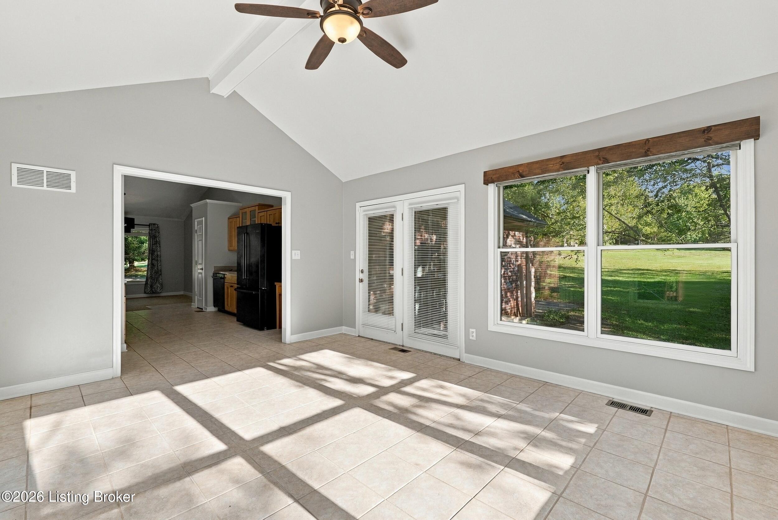 2010 Clarke Pointe Dr Property Photo 21