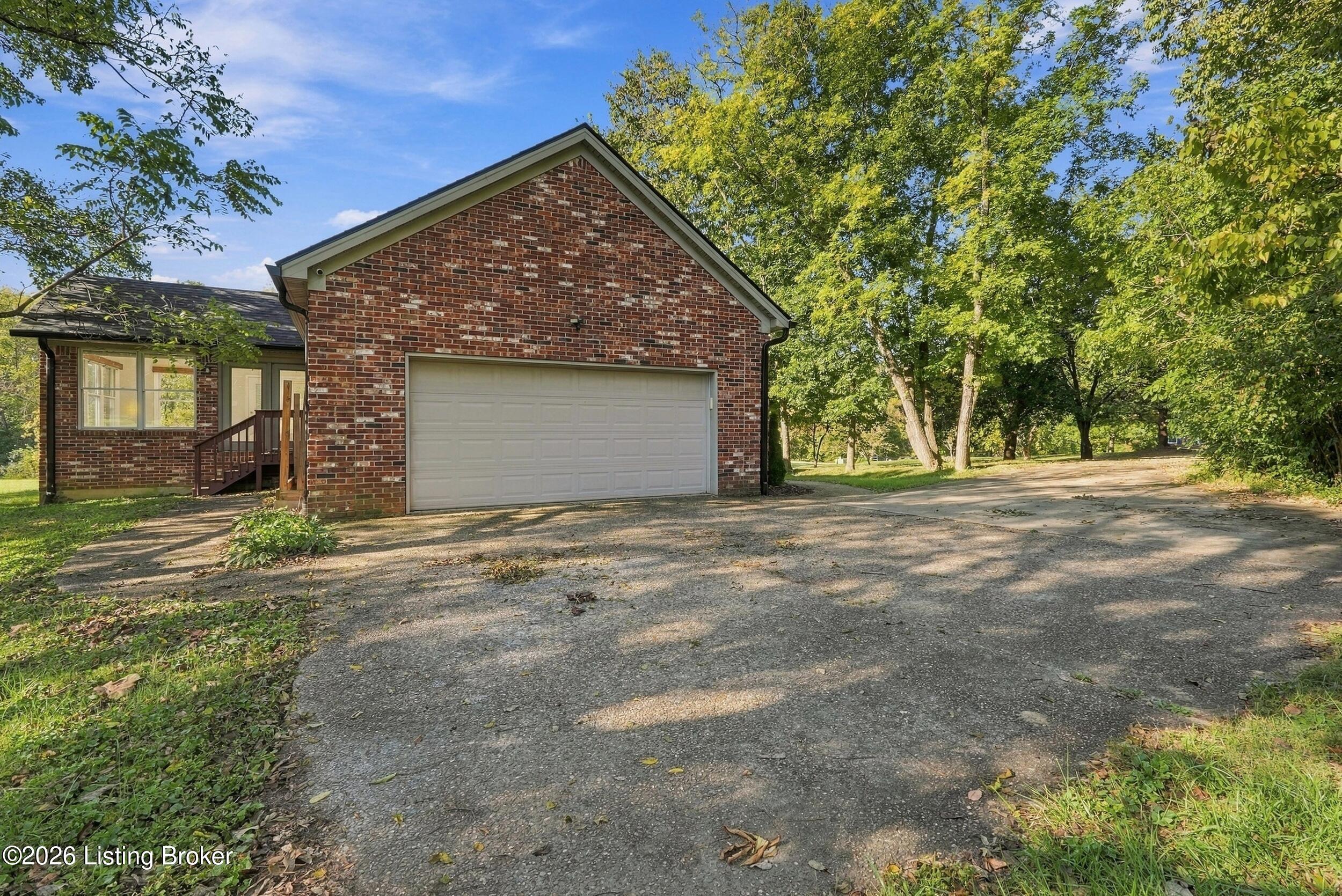 2010 Clarke Pointe Dr Property Photo 63