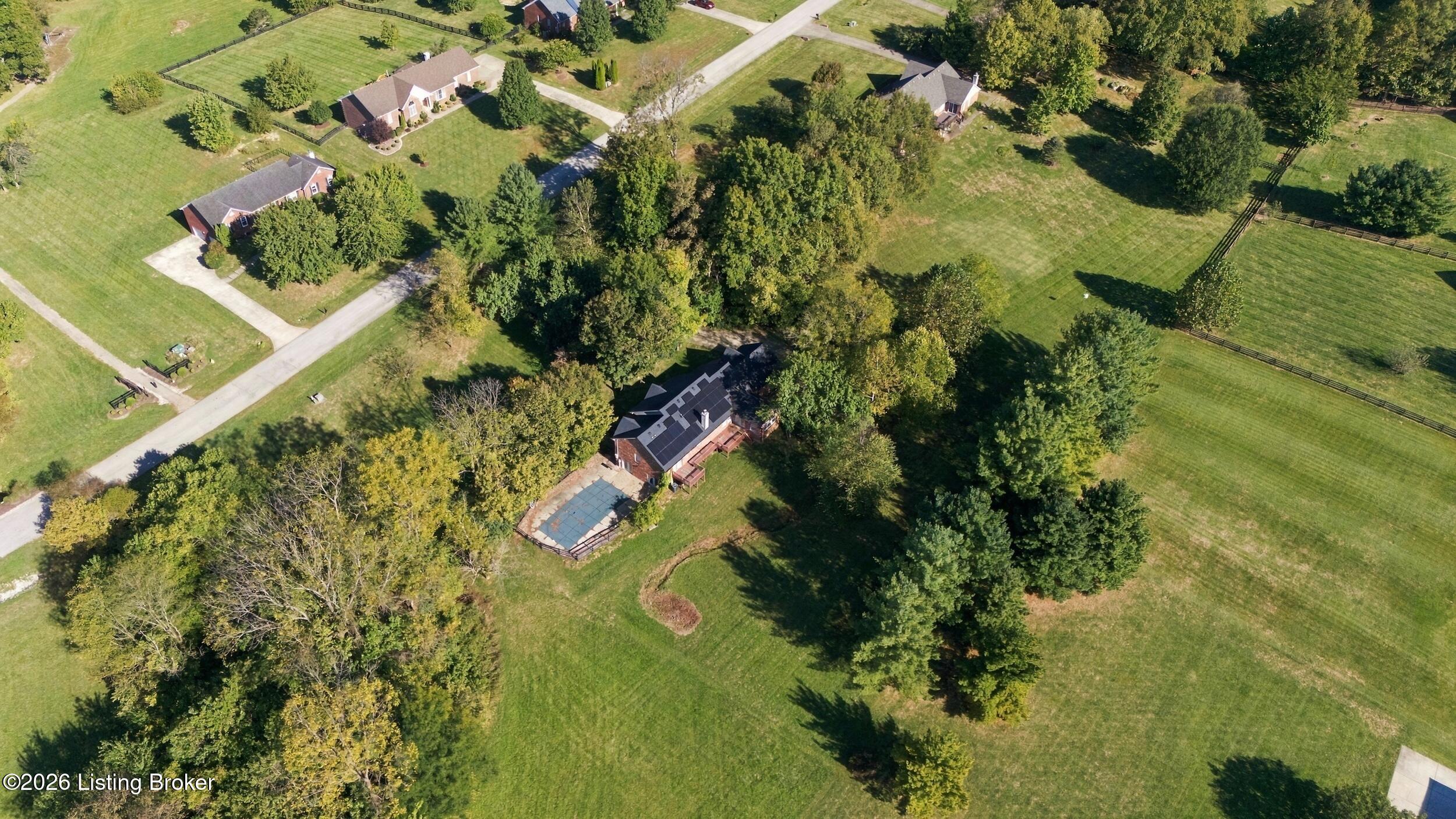 2010 Clarke Pointe Dr Property Photo 67