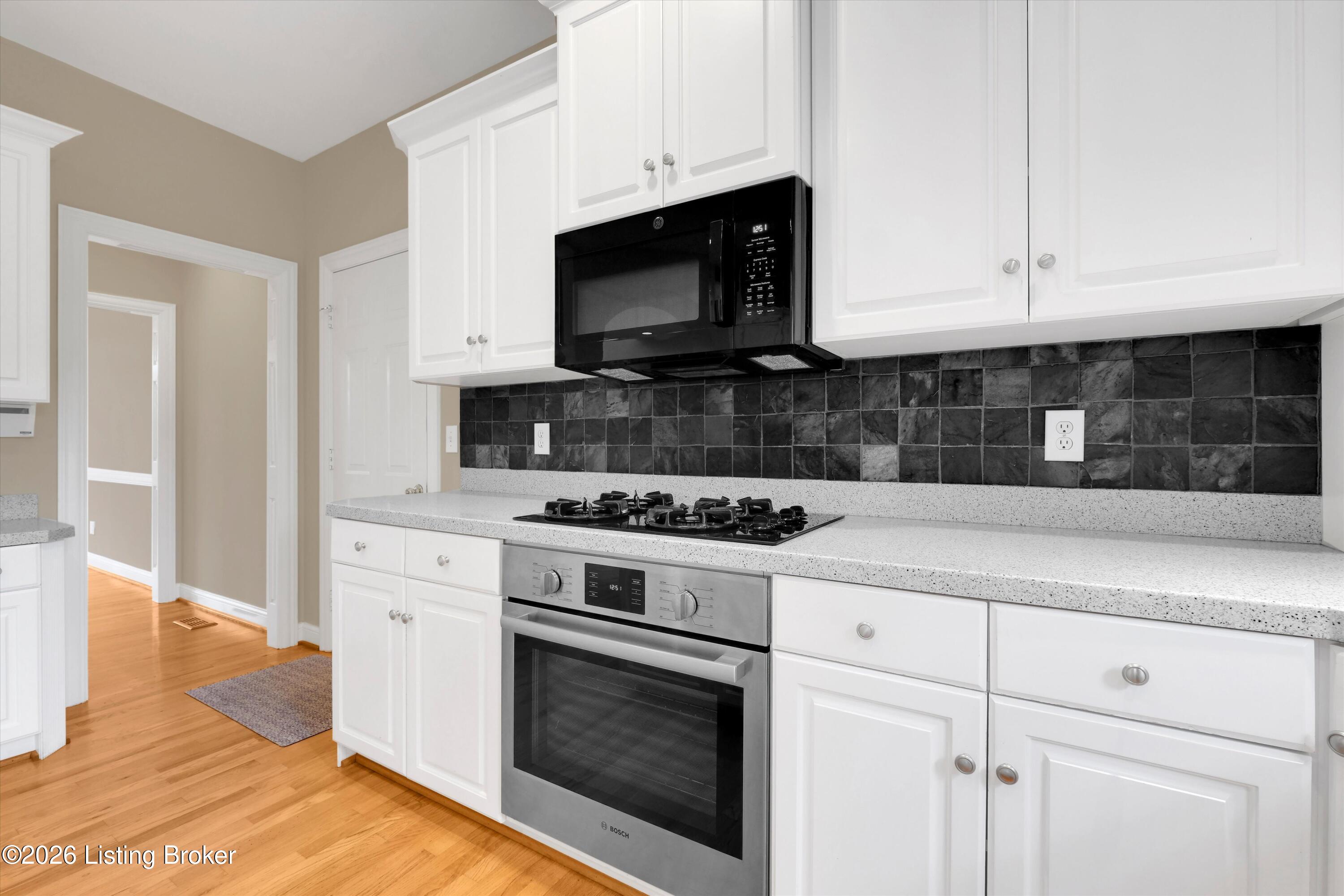 12805 Deer Cross Dr Property Photo 18